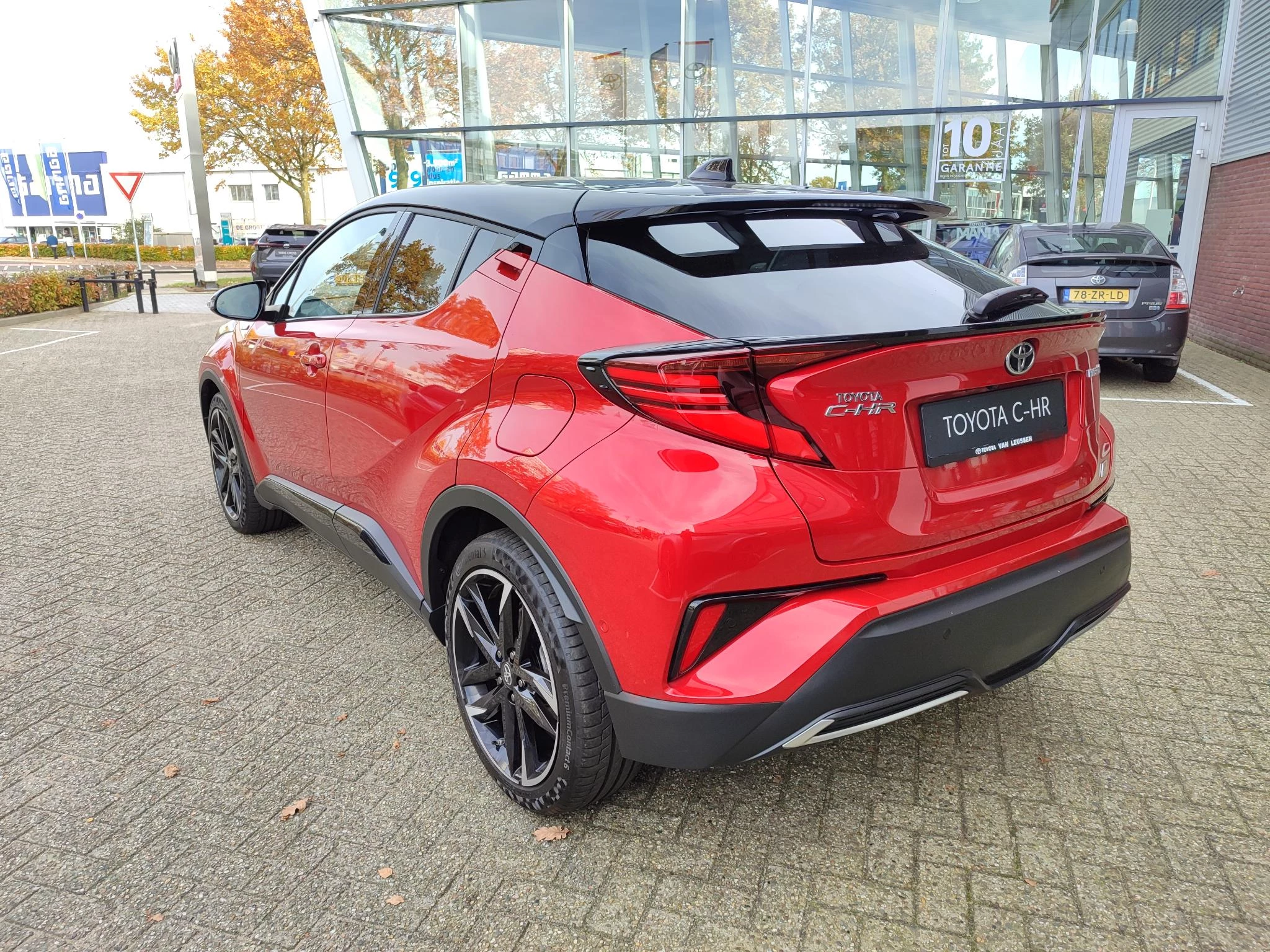 Hoofdafbeelding Toyota C-HR