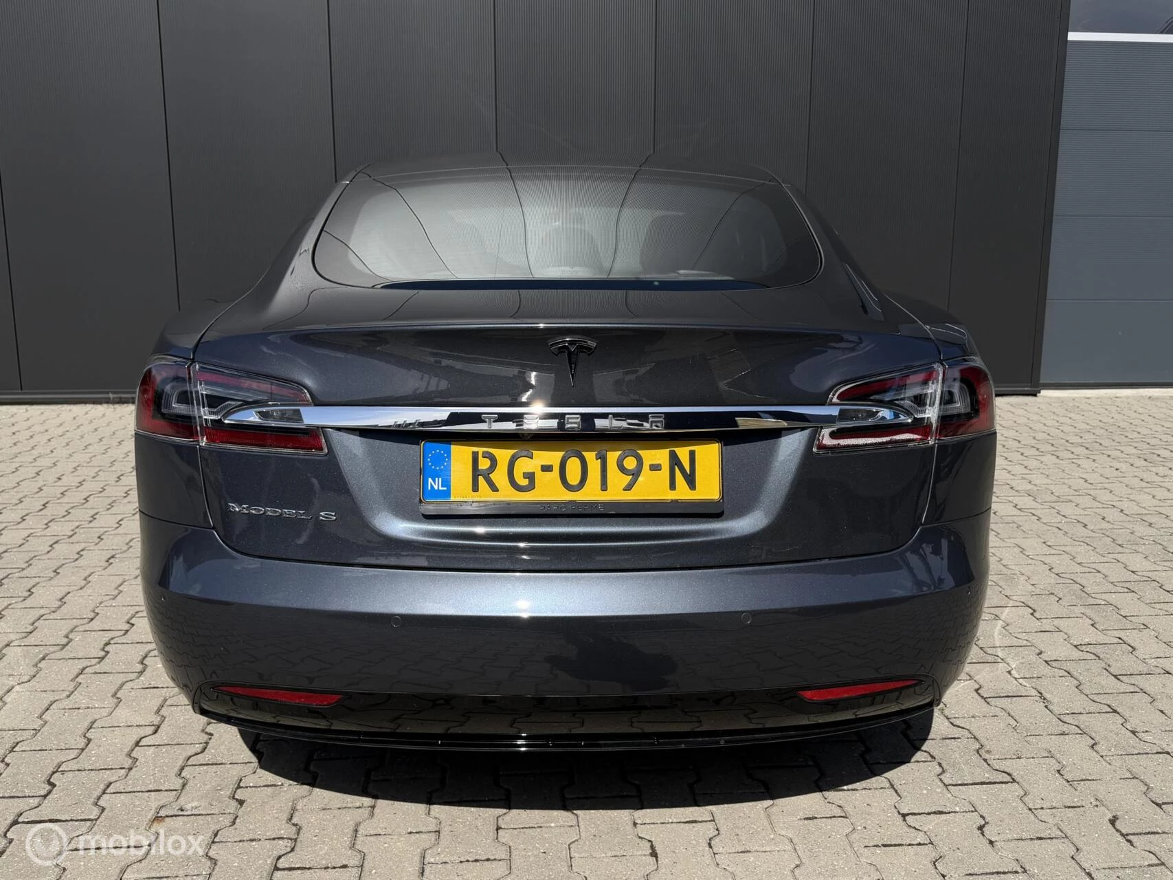 Hoofdafbeelding Tesla Model S