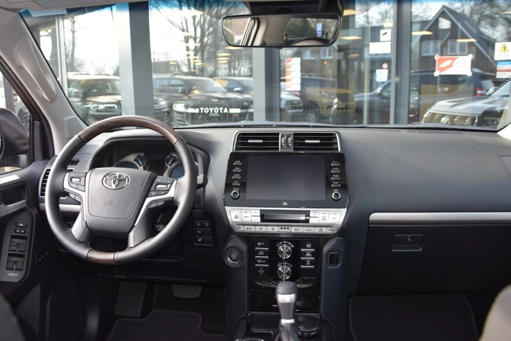 Hoofdafbeelding Toyota Land Cruiser