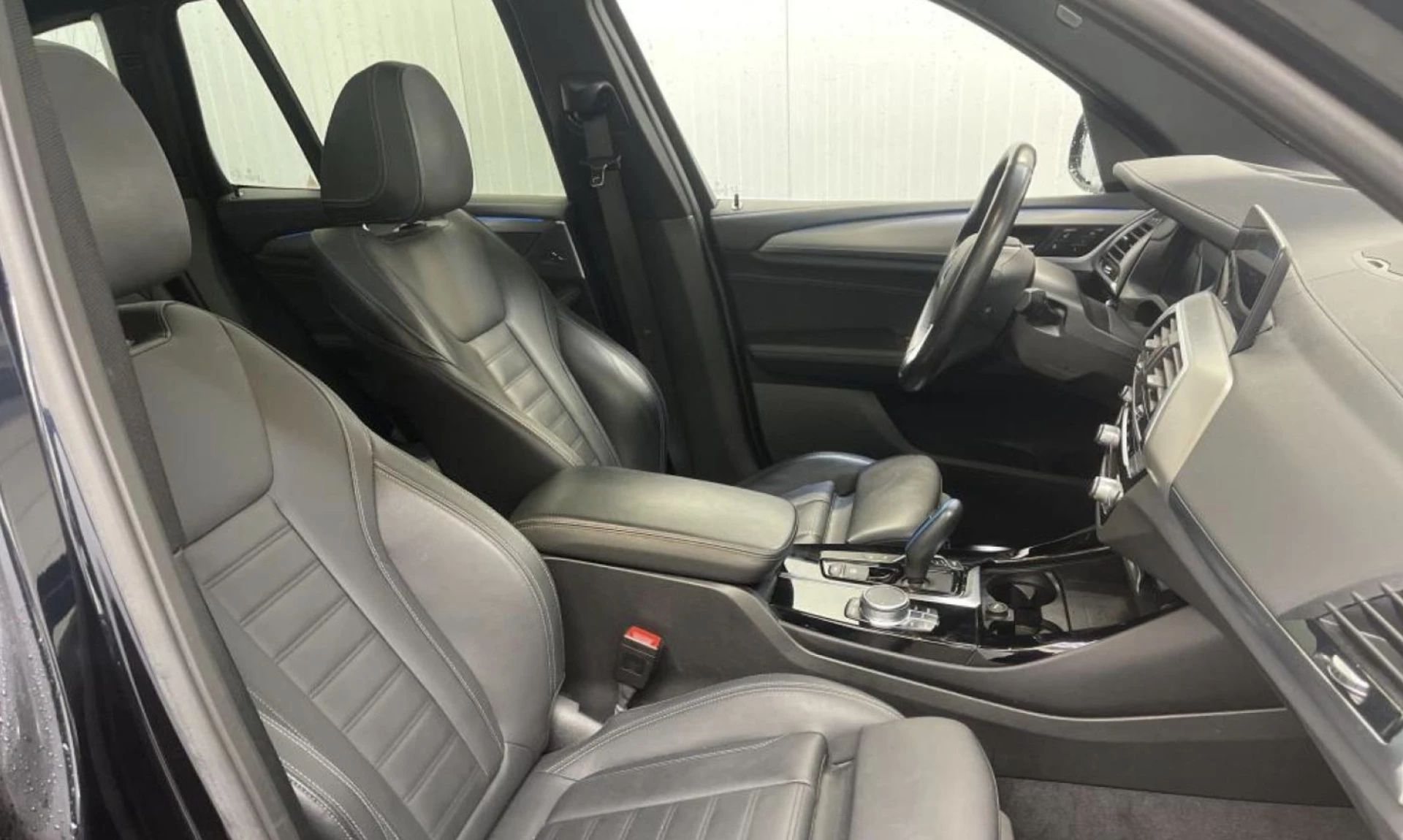 Hoofdafbeelding BMW iX3