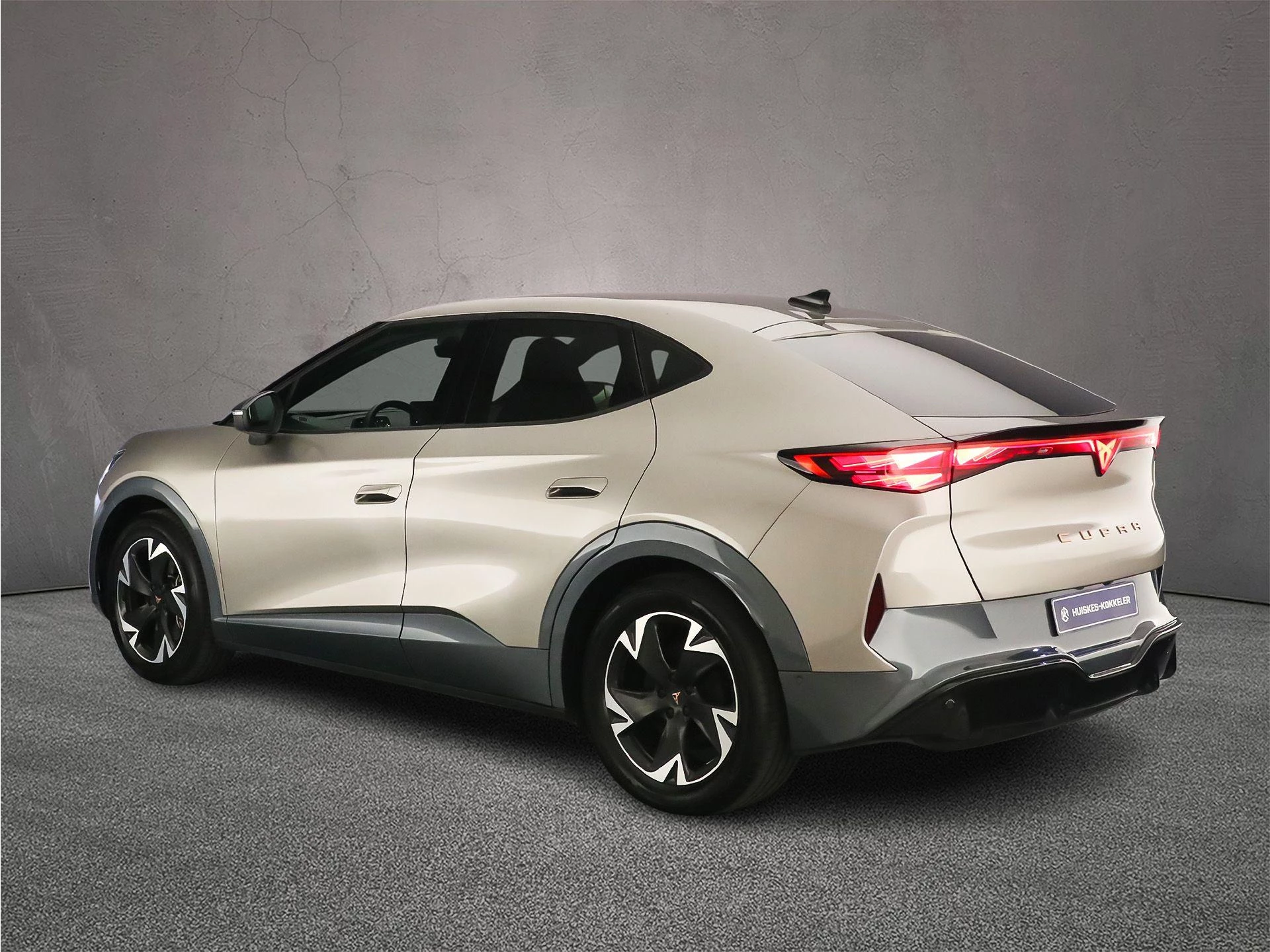 Hoofdafbeelding CUPRA Tavascan