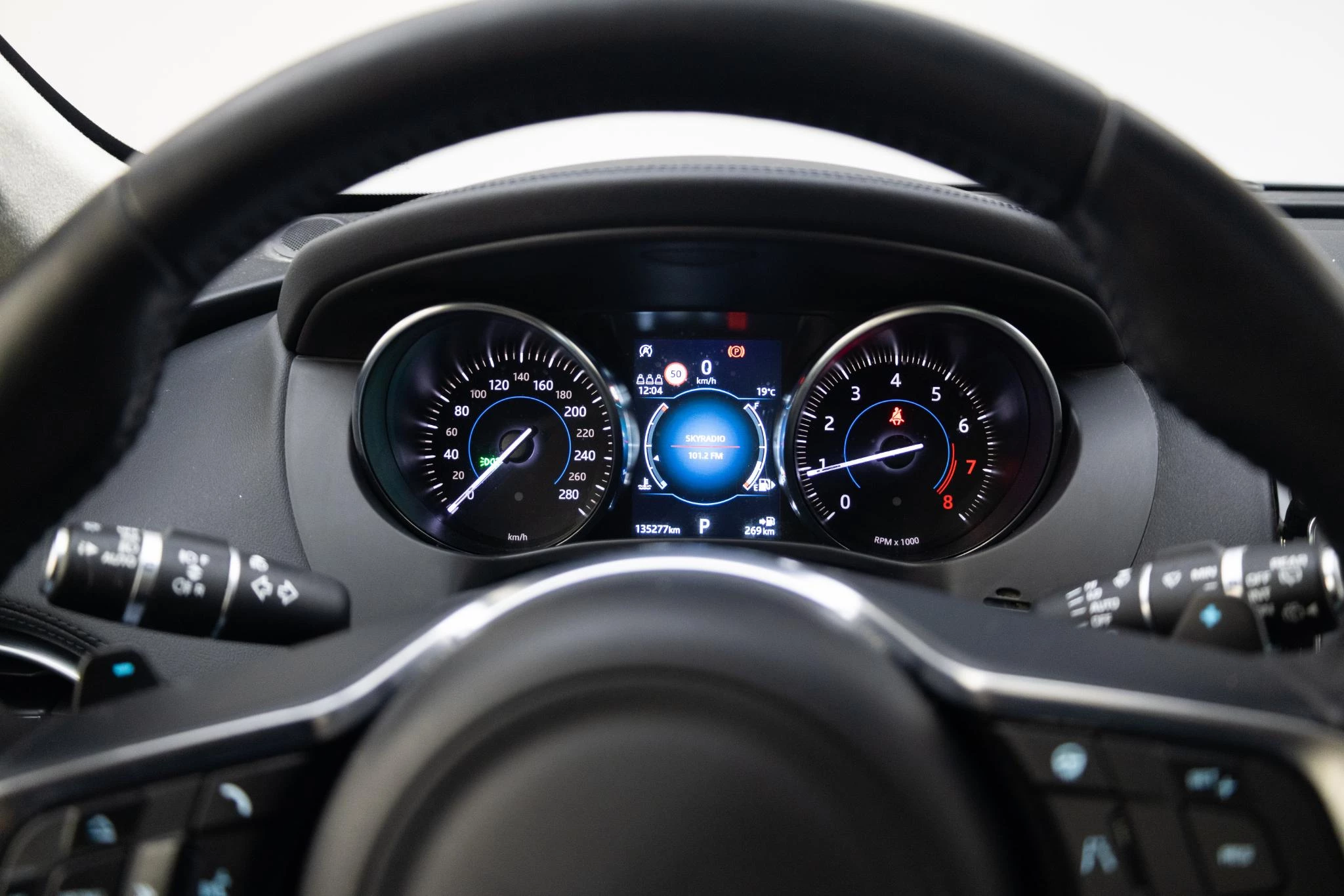 Hoofdafbeelding Jaguar F-PACE