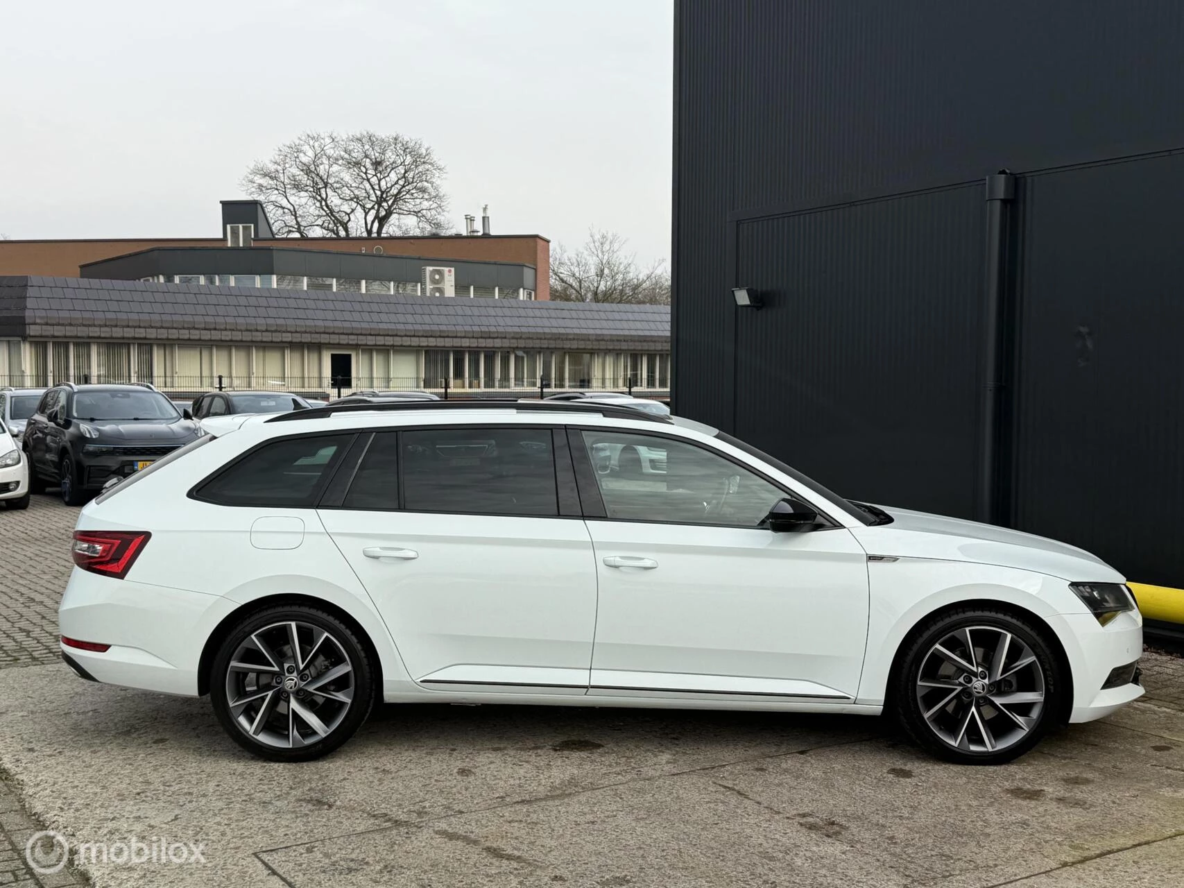 Hoofdafbeelding Škoda Superb