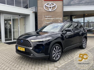Toyota Corolla Cross 2.0 HYBRID 184PK FIRST-EDITION BLIND-SPOT EL-ACHTERKLEP LM-VELGEN KEYLESS PARK-SENSOREN STOELVERW DRAADLOOS-LADEN AD-CRUISE BLUETOOTH
