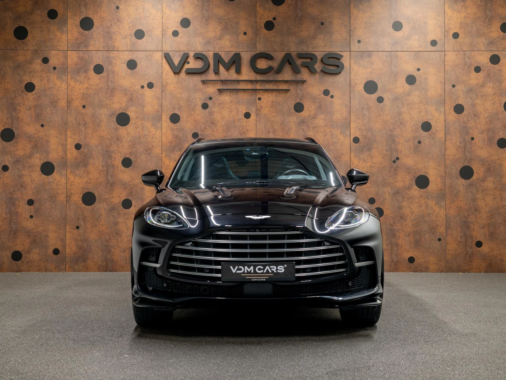 Hoofdafbeelding Aston Martin DBX