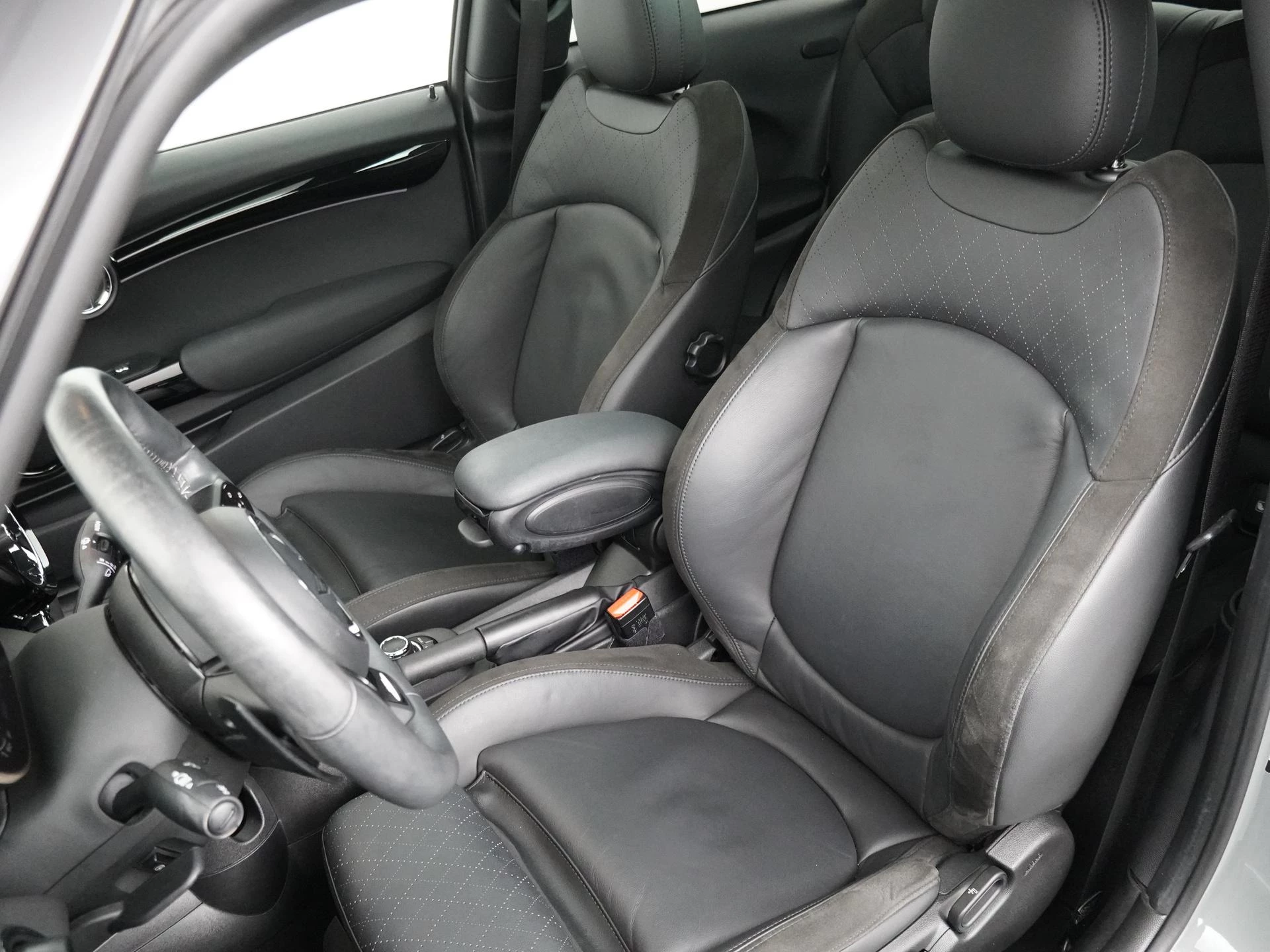 Hoofdafbeelding MINI 3-deurs