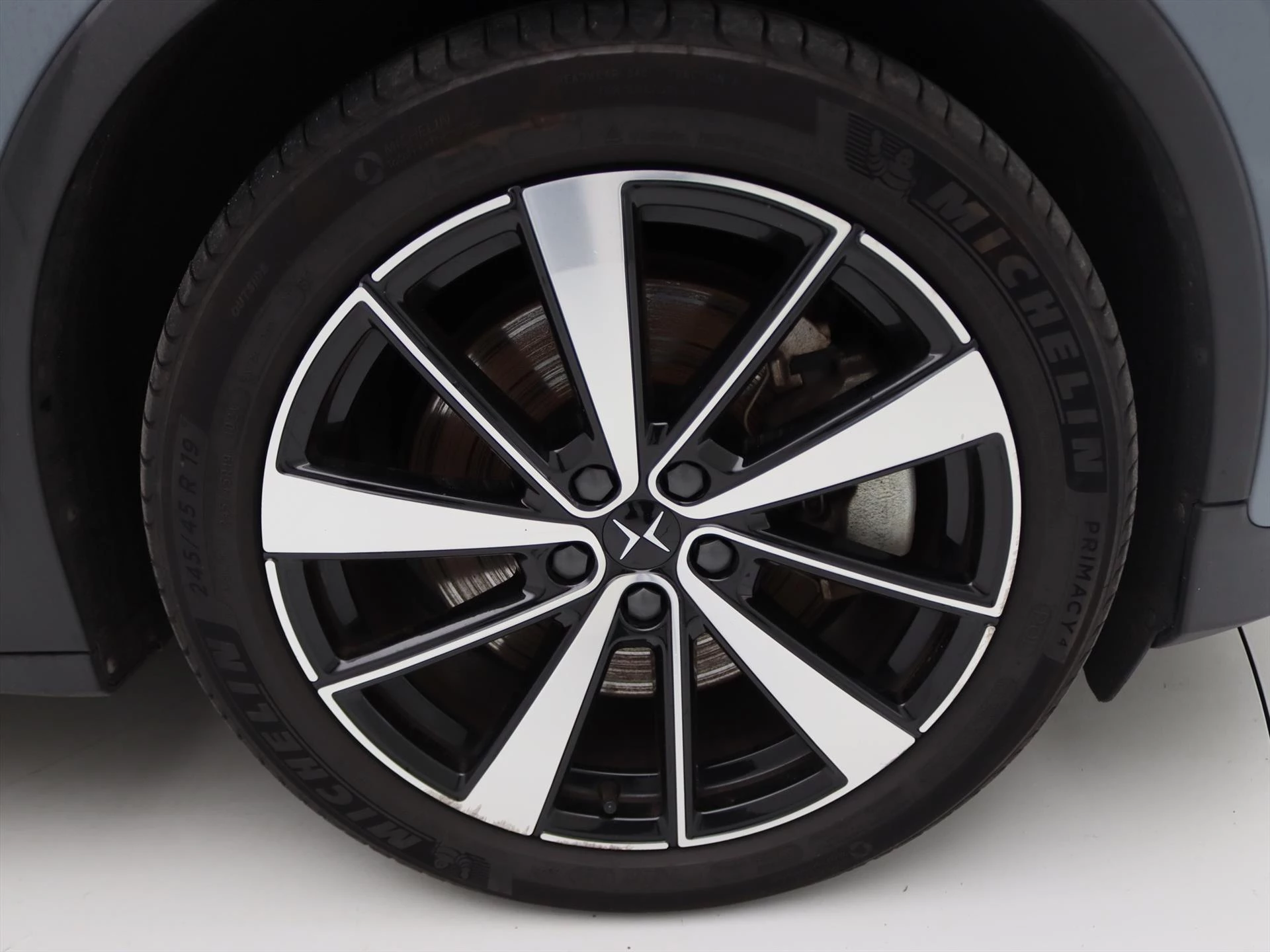 Hoofdafbeelding Polestar 2