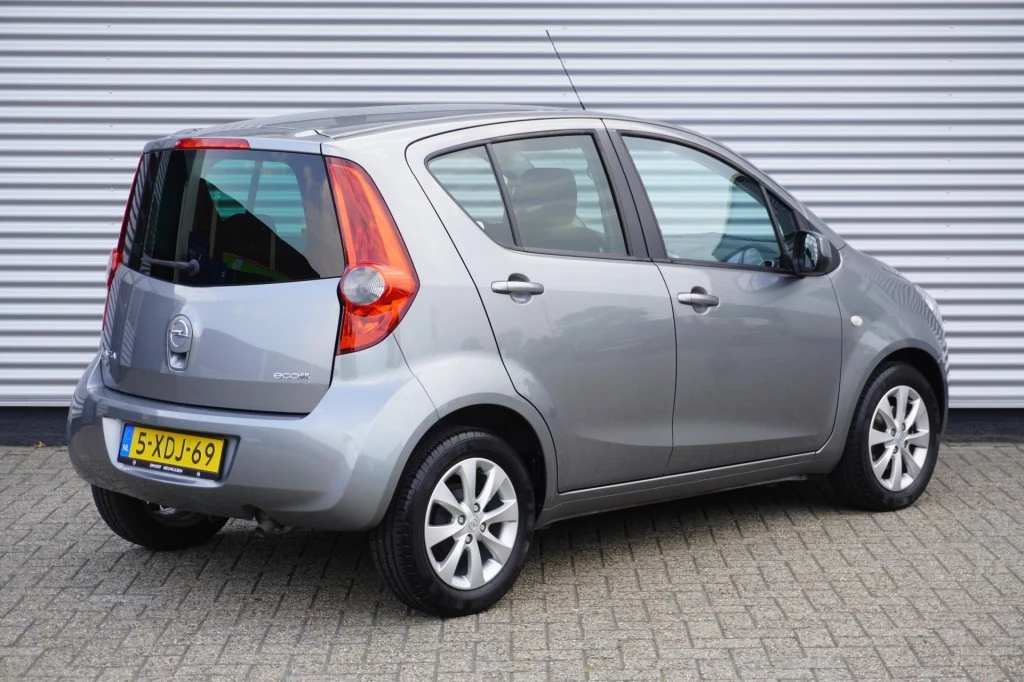 Hoofdafbeelding Opel Agila