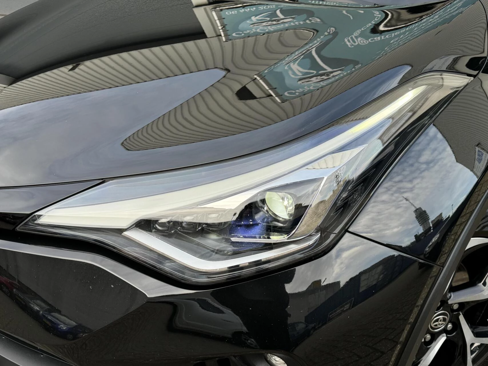 Hoofdafbeelding Toyota C-HR