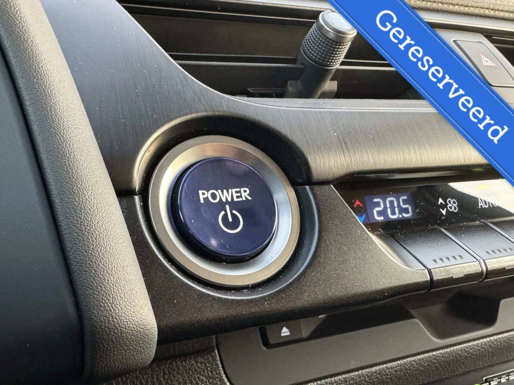 Hoofdafbeelding Lexus UX