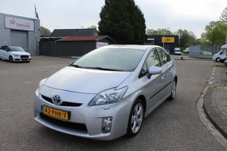 Toyota Prius 1.8 DYNAMIC
