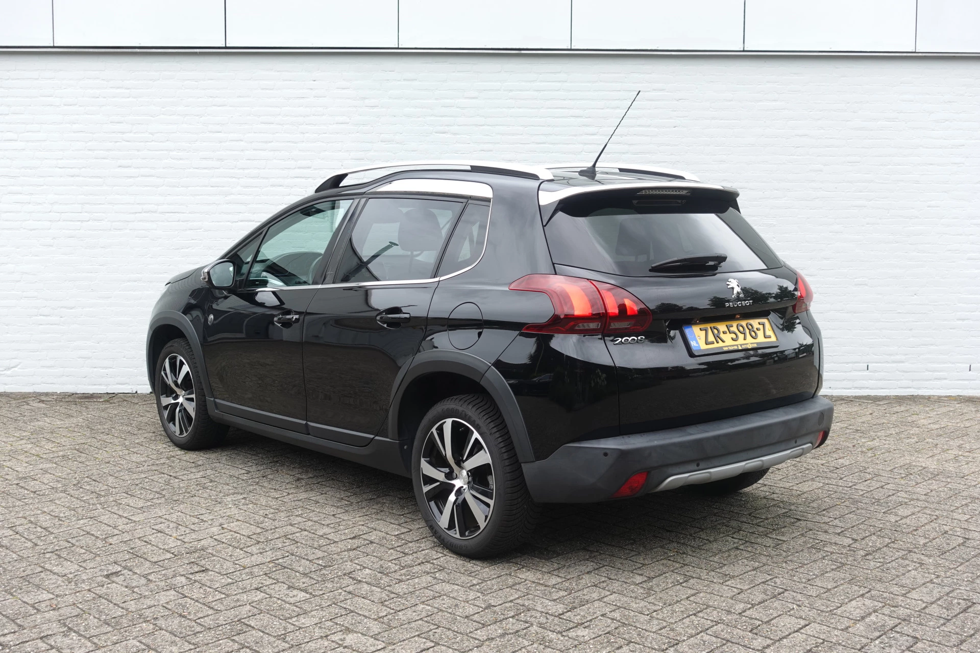 Hoofdafbeelding Peugeot 2008