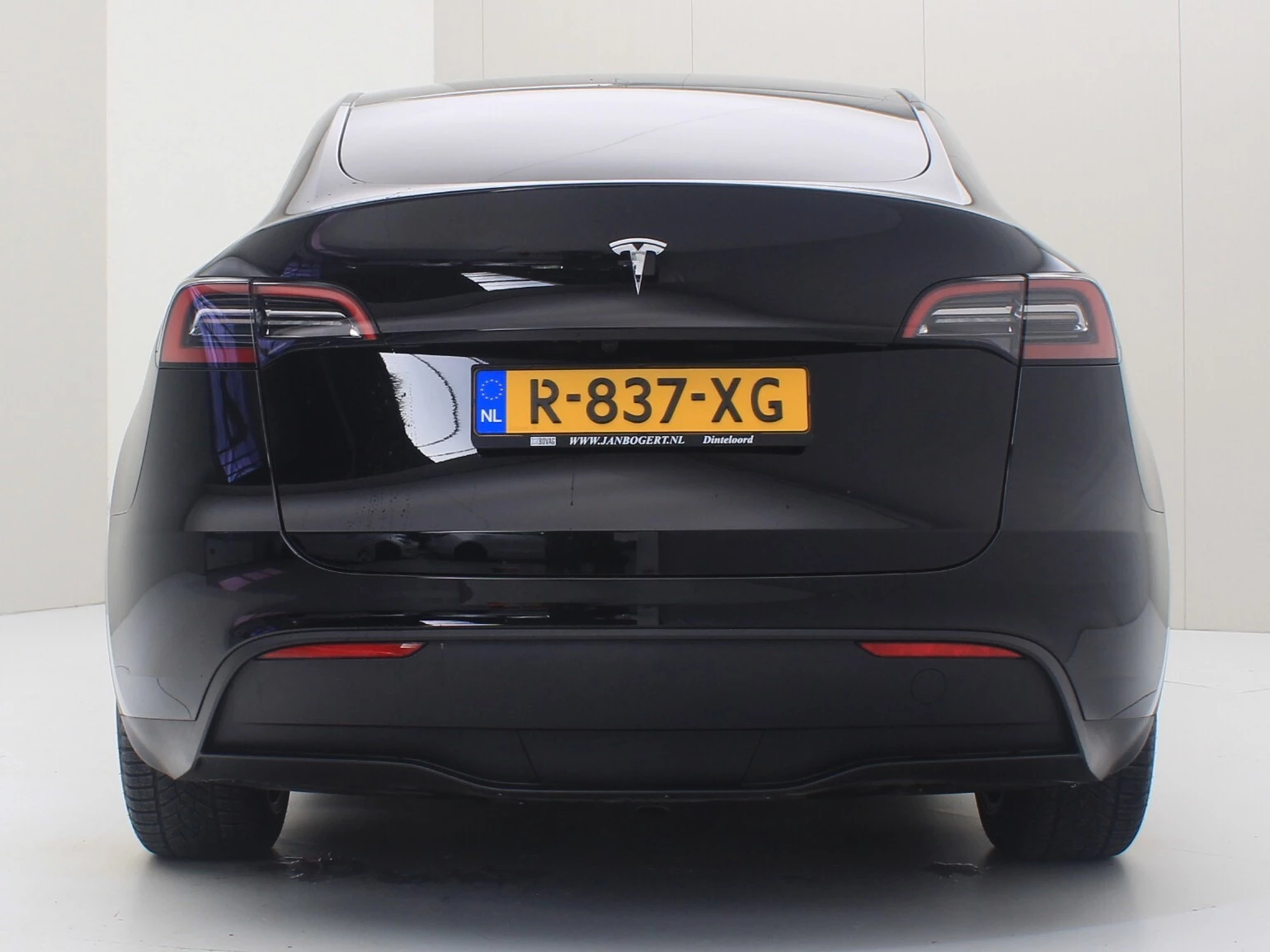 Hoofdafbeelding Tesla Model Y