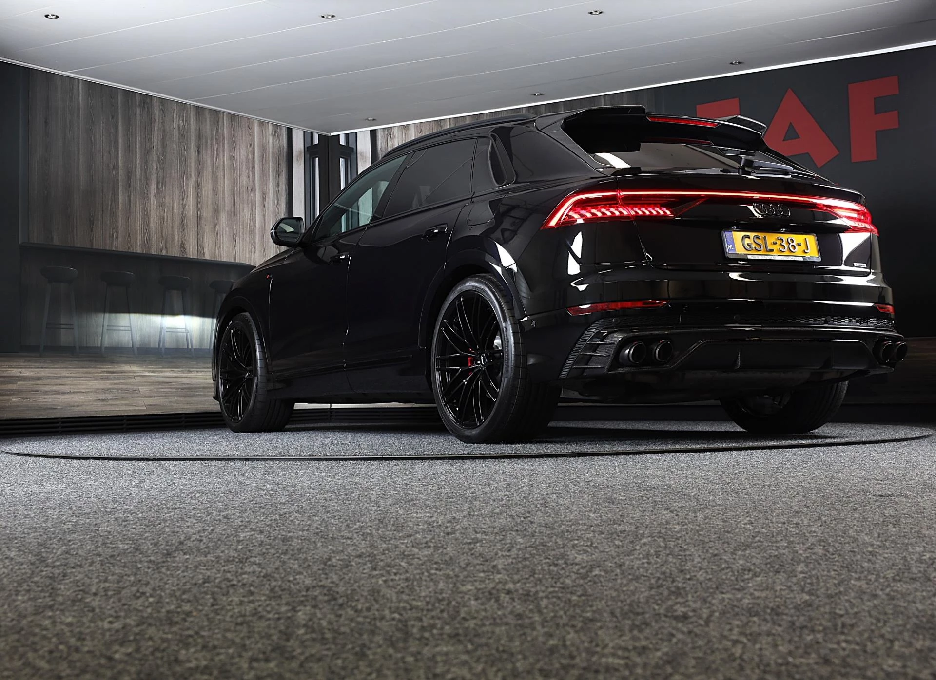 Hoofdafbeelding Audi Q8