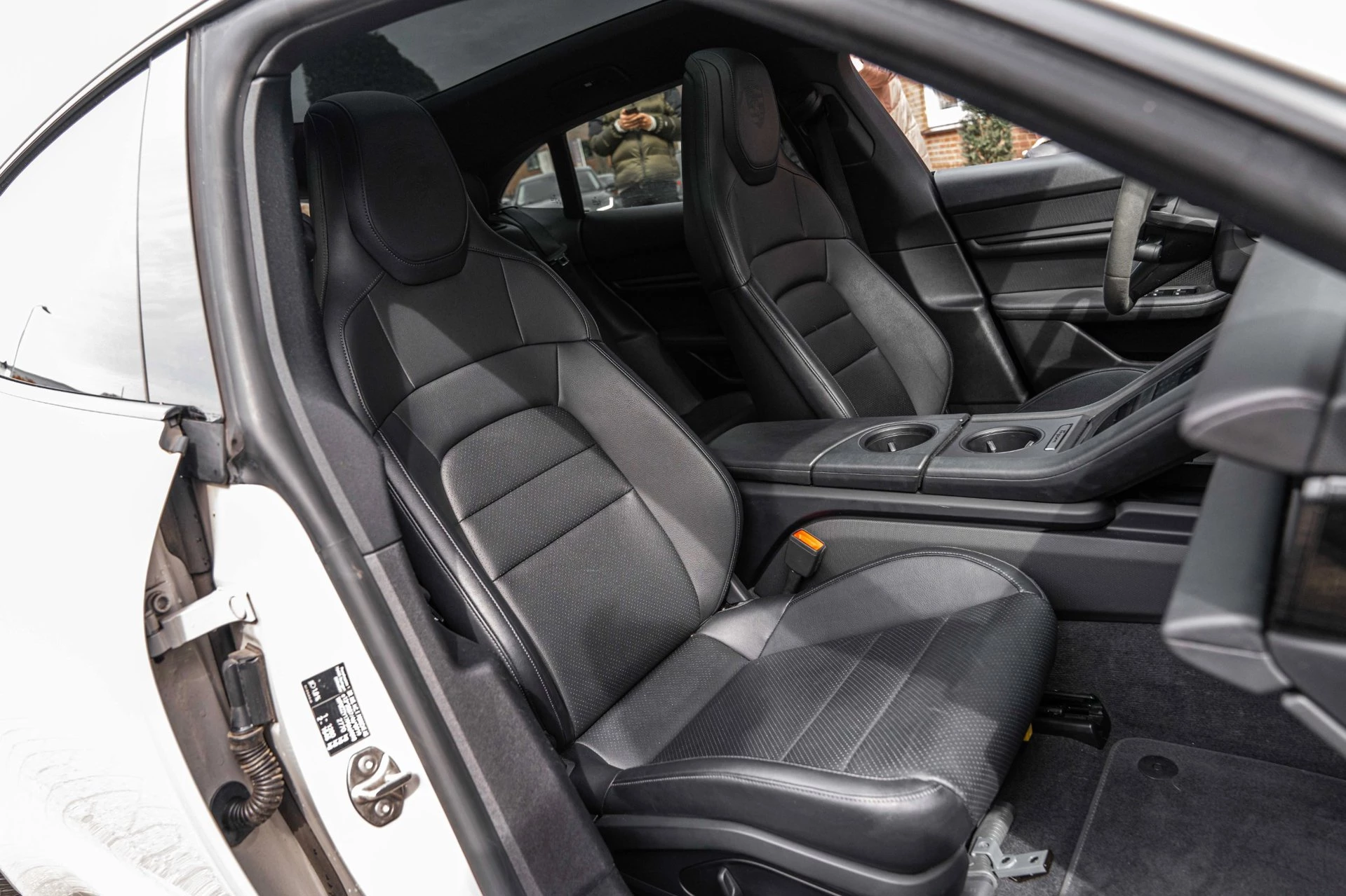 Hoofdafbeelding Porsche Taycan