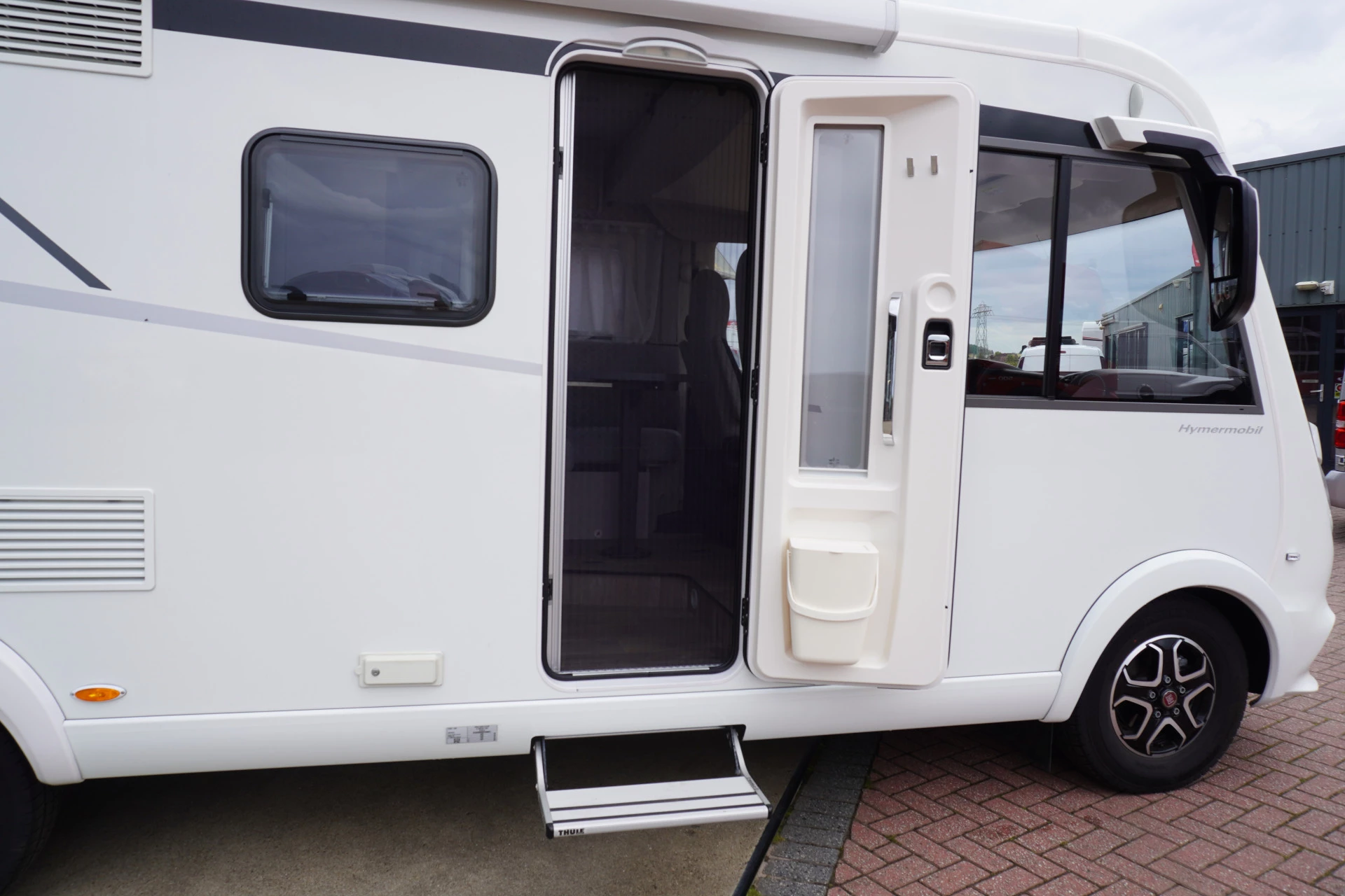 Hoofdafbeelding Hymer Exsis-i