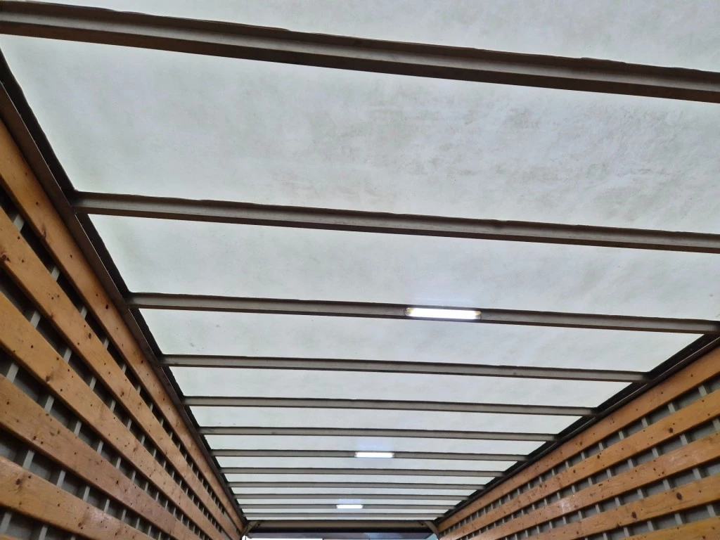 Hoofdafbeelding Renault D12 Med P4x2 240 E6 Alu Snaplock Bak + 2