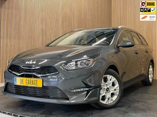 Hoofdafbeelding Kia Ceed Sportswagon Kia Ceed Sportswagon 1.0 T-GDi DynamicPlusLine|120PK|LEDER|KEYLESS|NAVI|CARPLAY|CAMERA|CLIMATE, CRUISE CONTROL|INCL. BTW|1e EIG.|