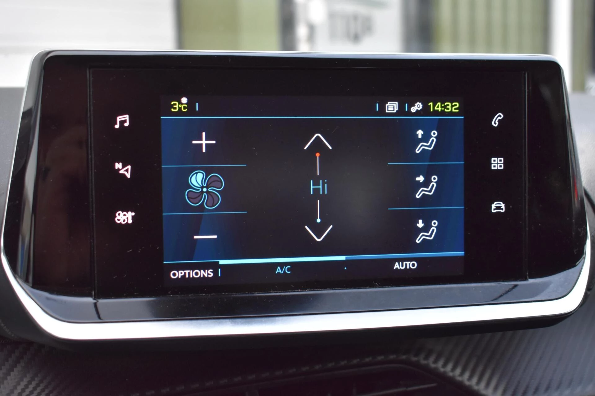 Hoofdafbeelding Peugeot e-208