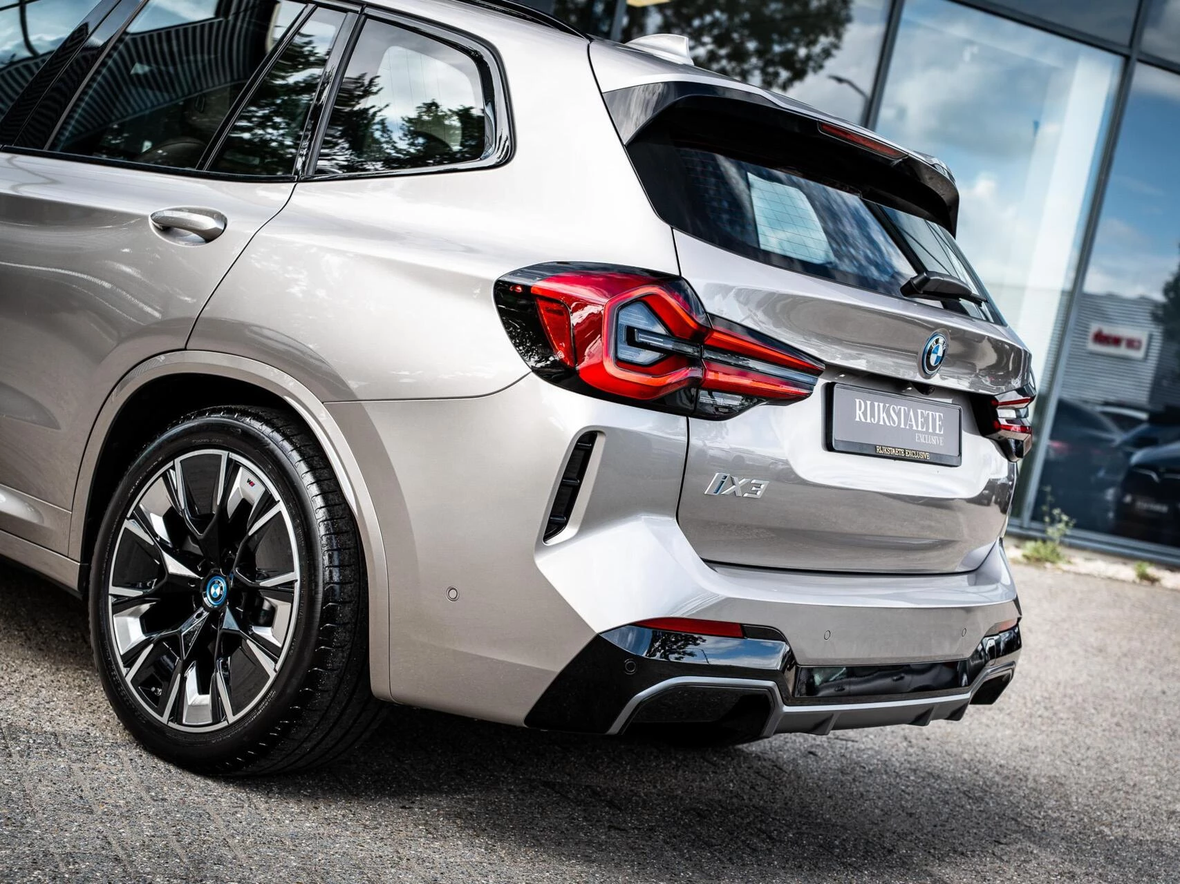 Hoofdafbeelding BMW iX3