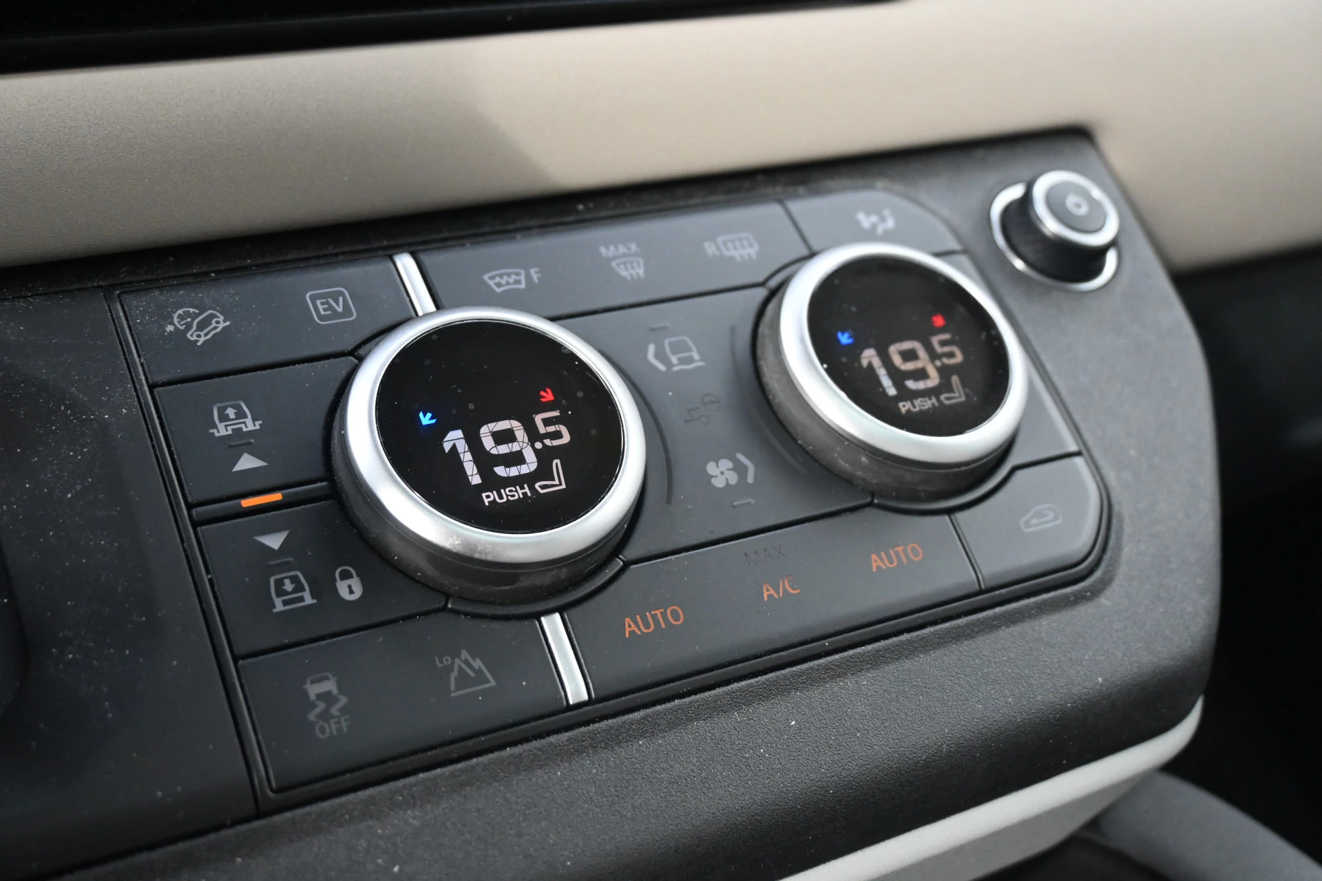 Hoofdafbeelding Land Rover Defender