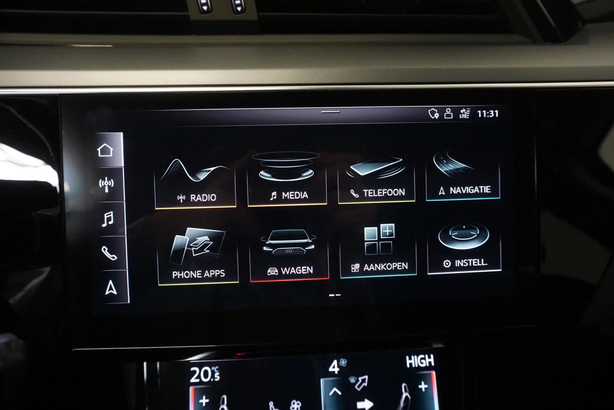 Hoofdafbeelding Audi e-tron