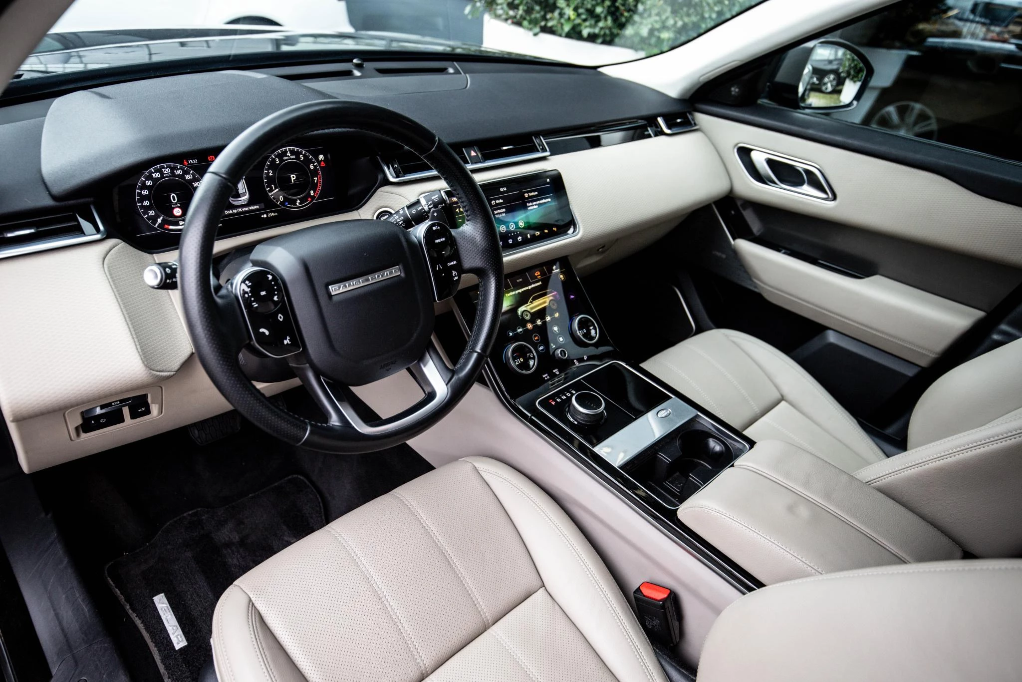 Hoofdafbeelding Land Rover Range Rover Velar