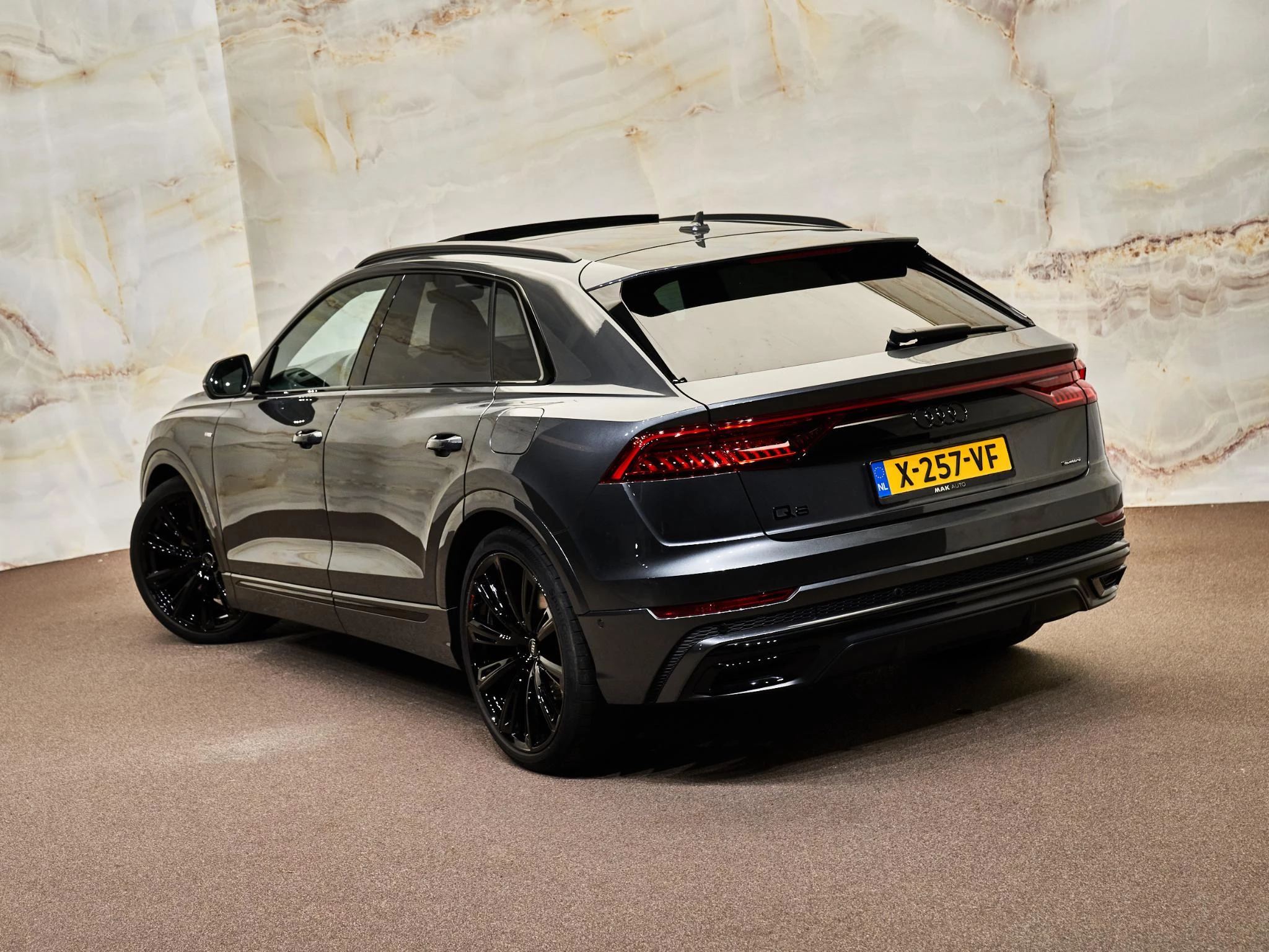 Hoofdafbeelding Audi Q8