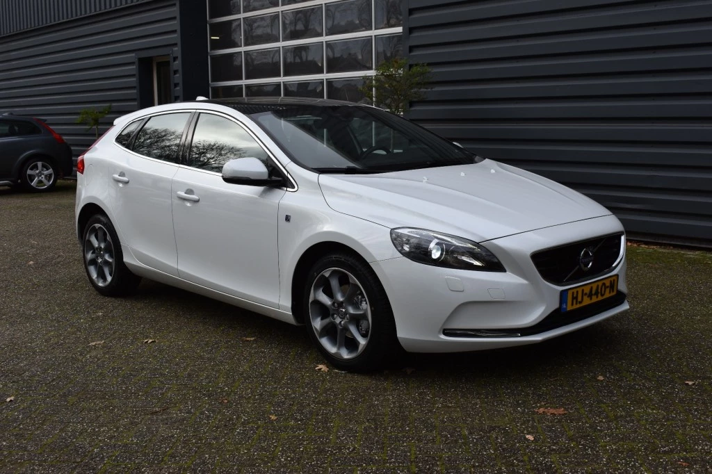 Hoofdafbeelding Volvo V40
