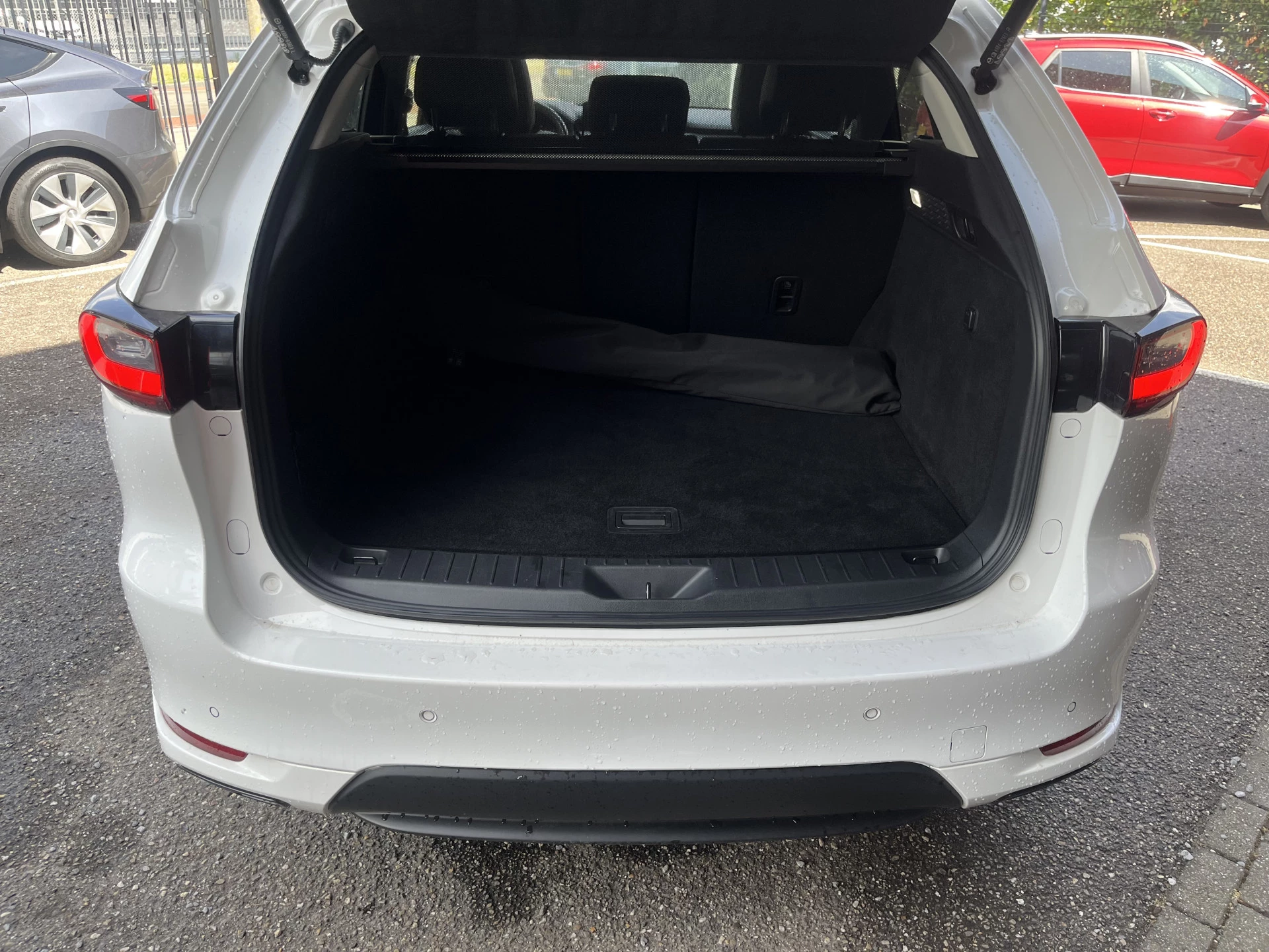 Hoofdafbeelding Mazda CX-60
