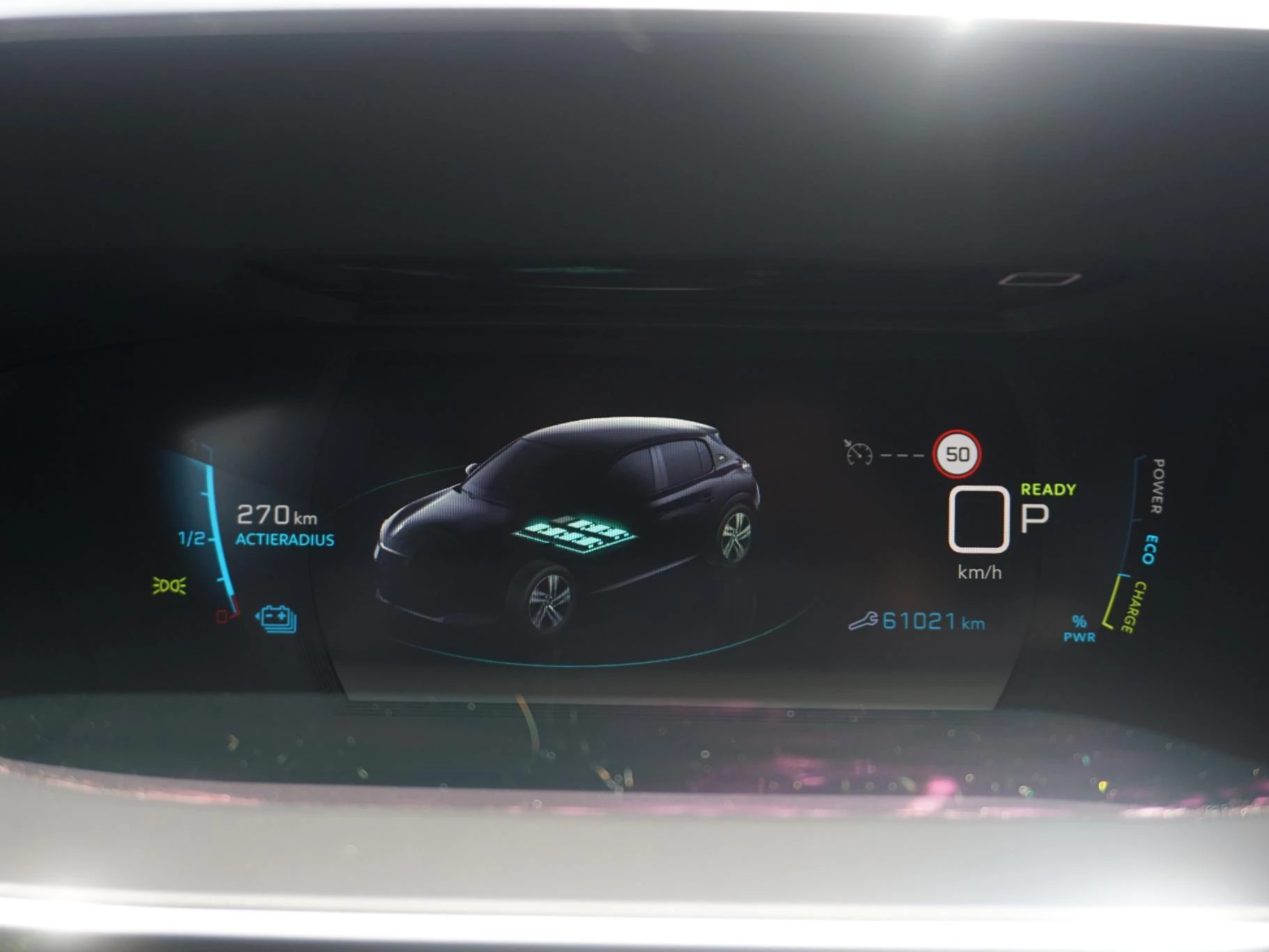 Hoofdafbeelding Peugeot e-208