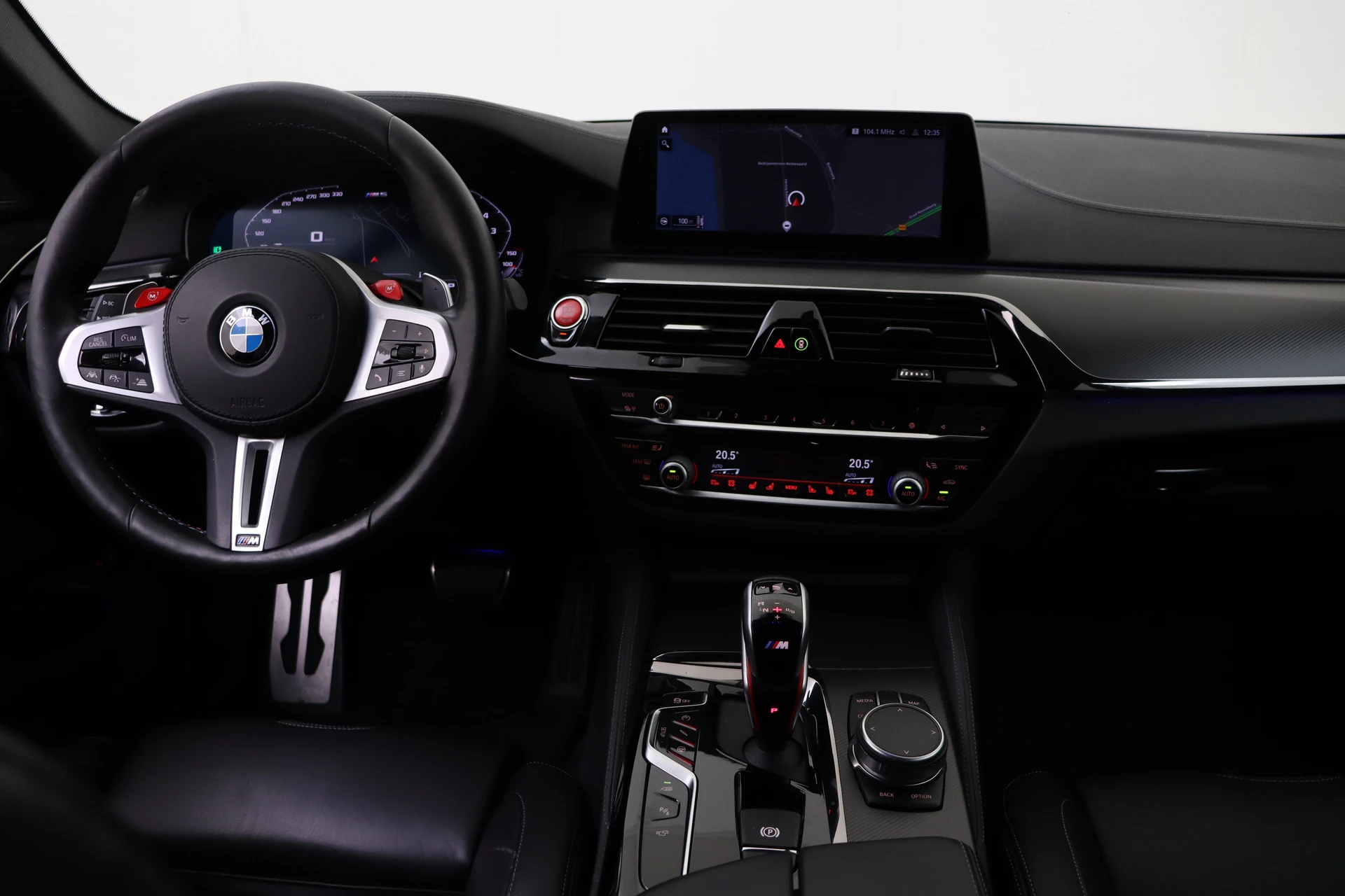 Hoofdafbeelding BMW M5