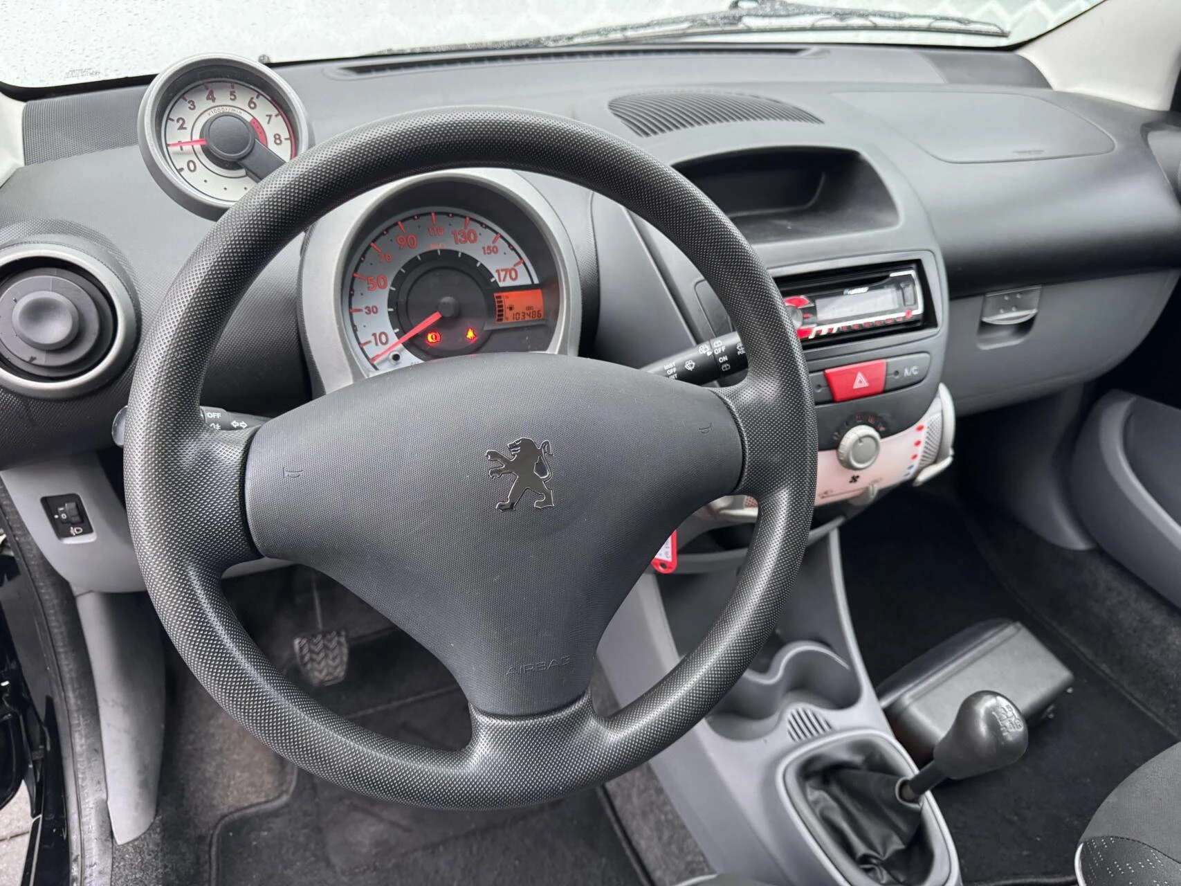 Hoofdafbeelding Peugeot 107