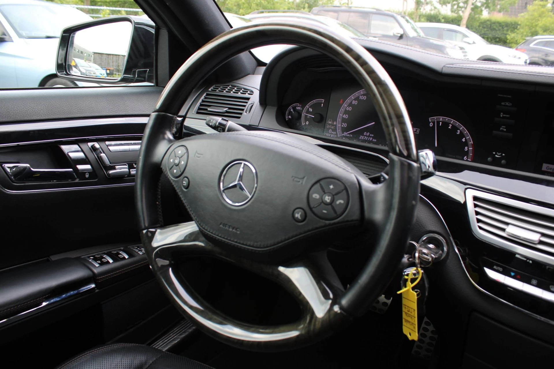 Hoofdafbeelding Mercedes-Benz S-Klasse