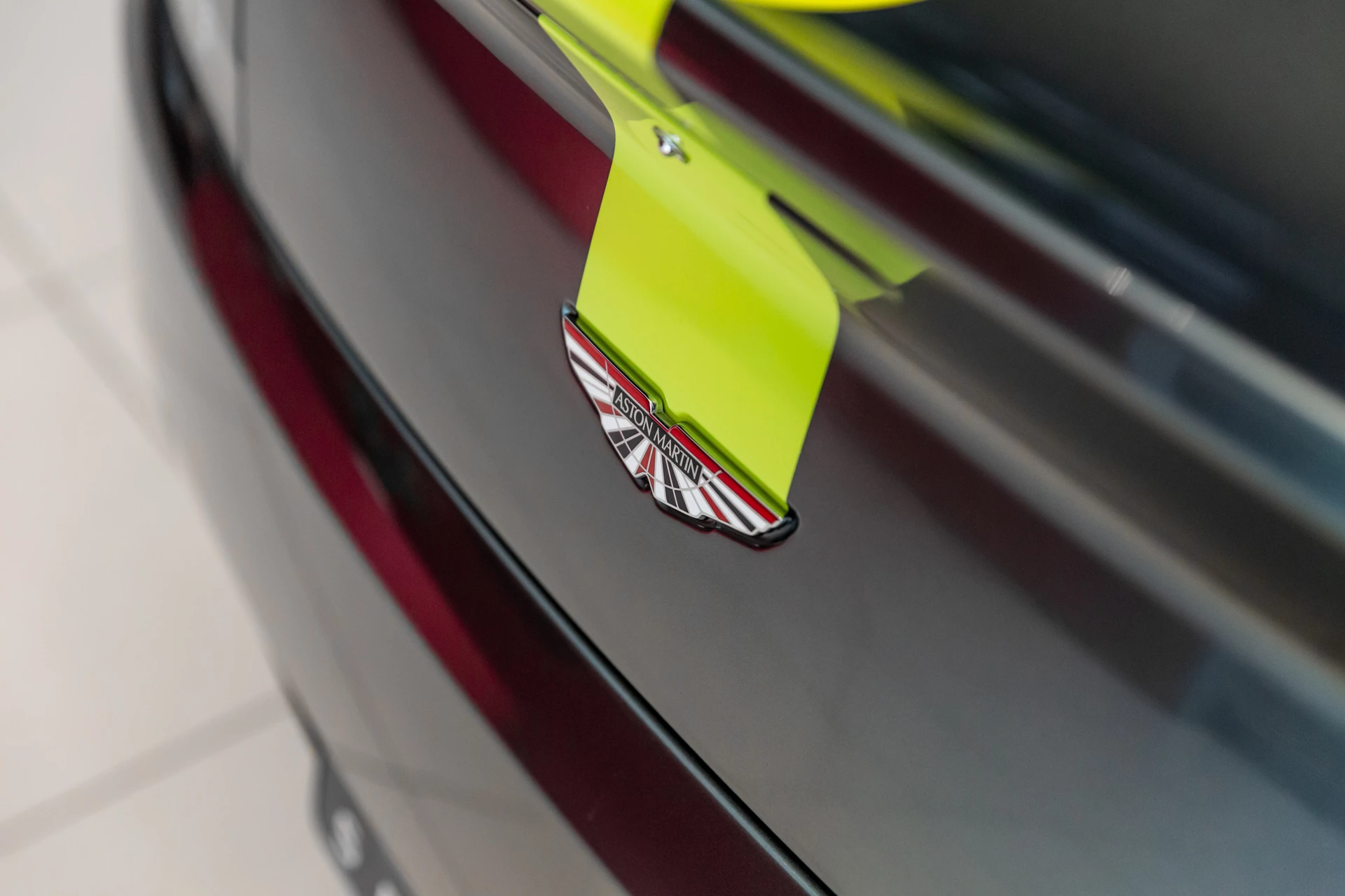 Hoofdafbeelding Aston Martin V8 Vantage