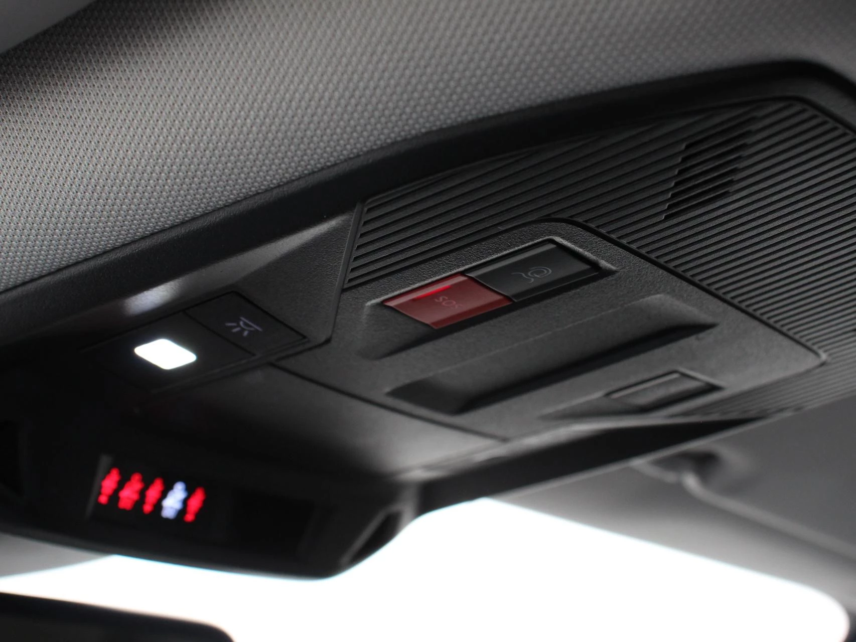 Hoofdafbeelding Peugeot 408