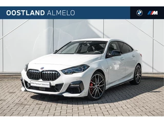 BMW 2 Serie Gran Coupé 220i Executive M Sport / M sportstoelen / Adaptieve LED / M Sportonderstel / Live Cockpit Professional / Stoelverwarming