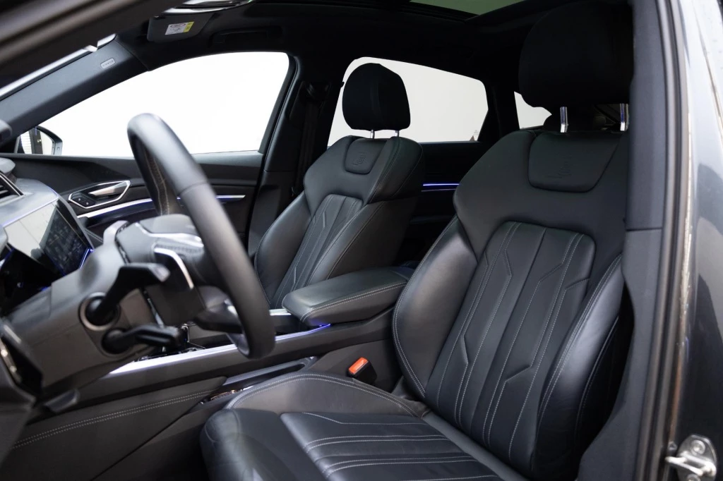 Hoofdafbeelding Audi e-tron