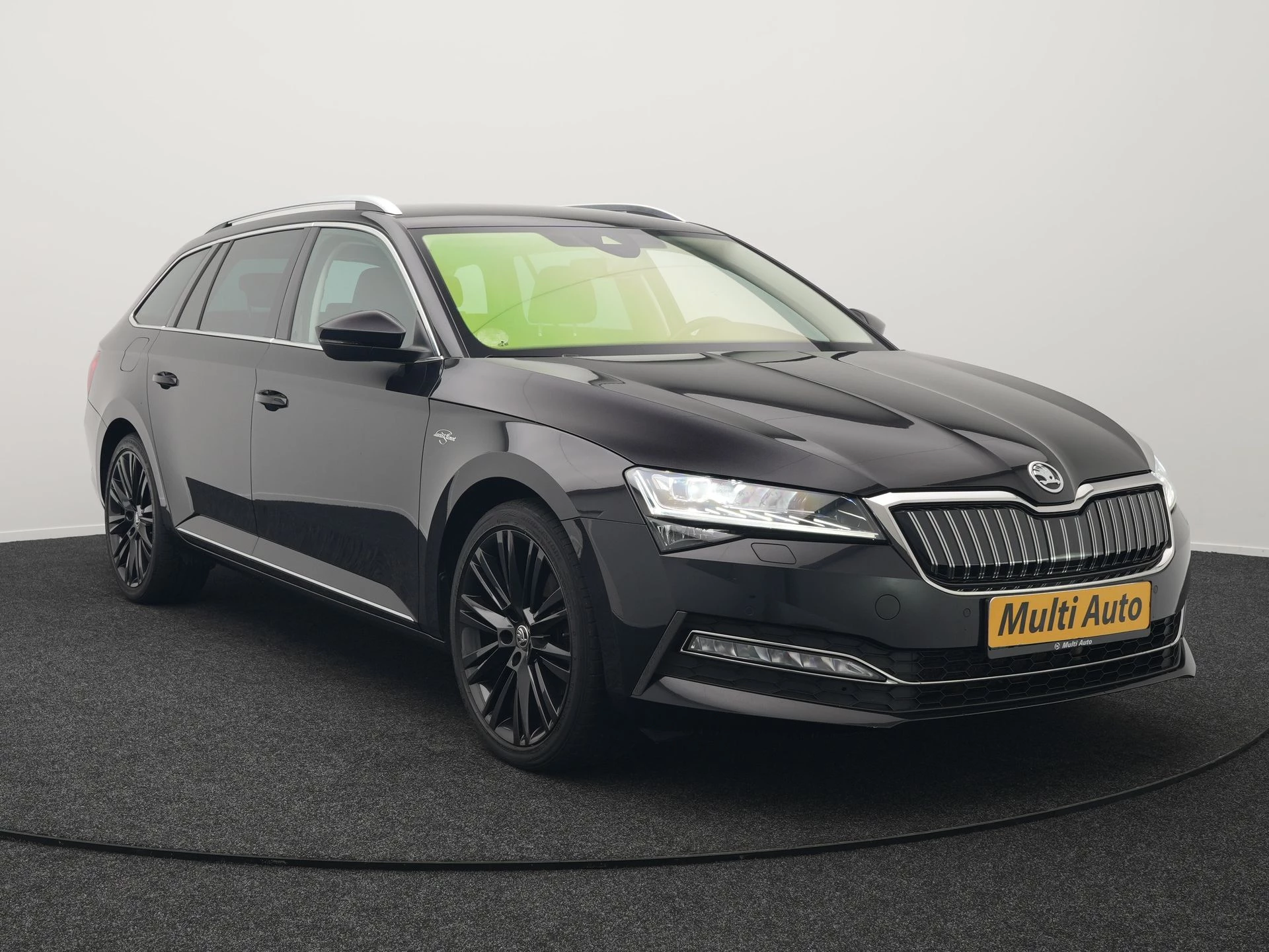 Hoofdafbeelding Škoda Superb