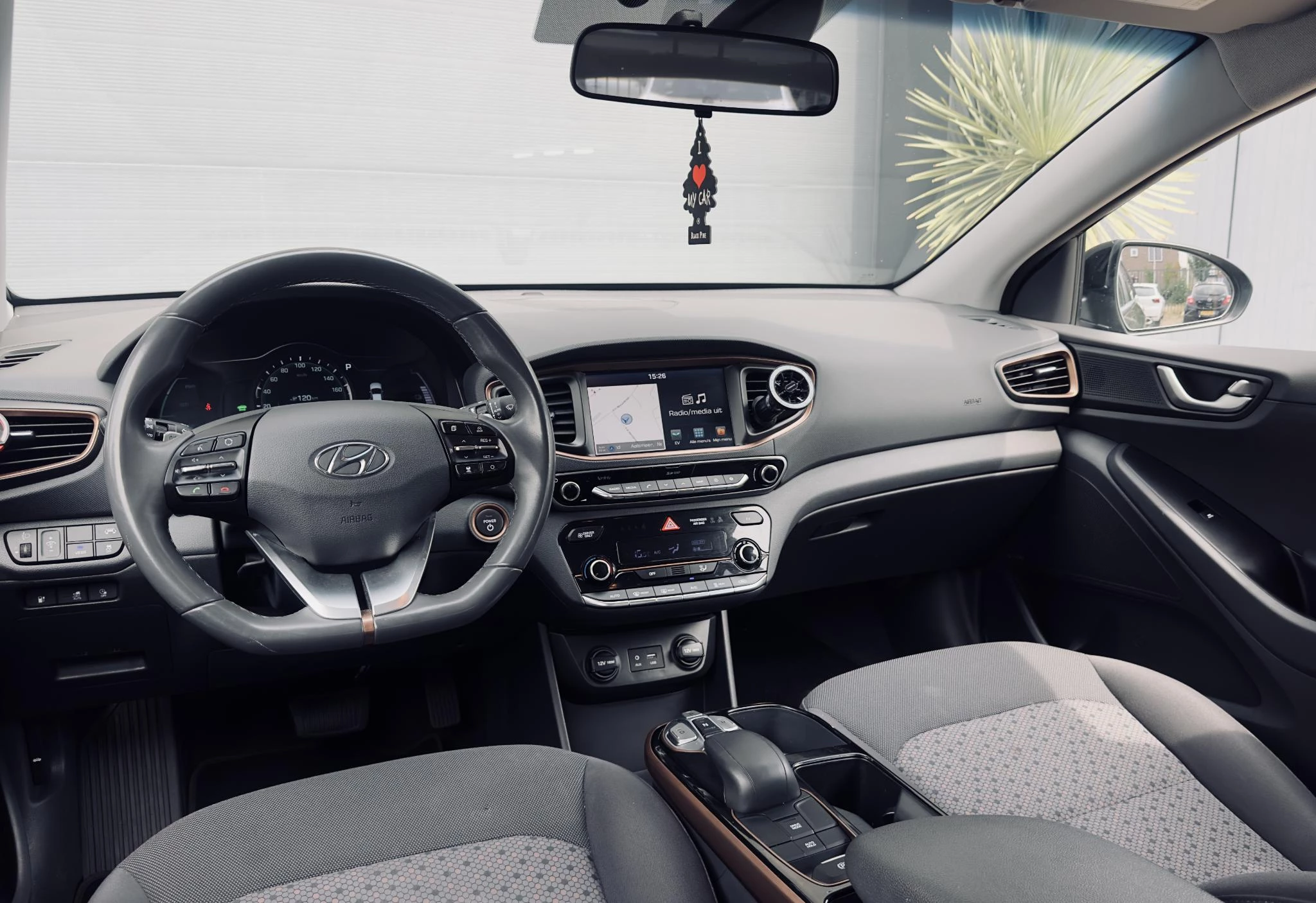 Hoofdafbeelding Hyundai IONIQ