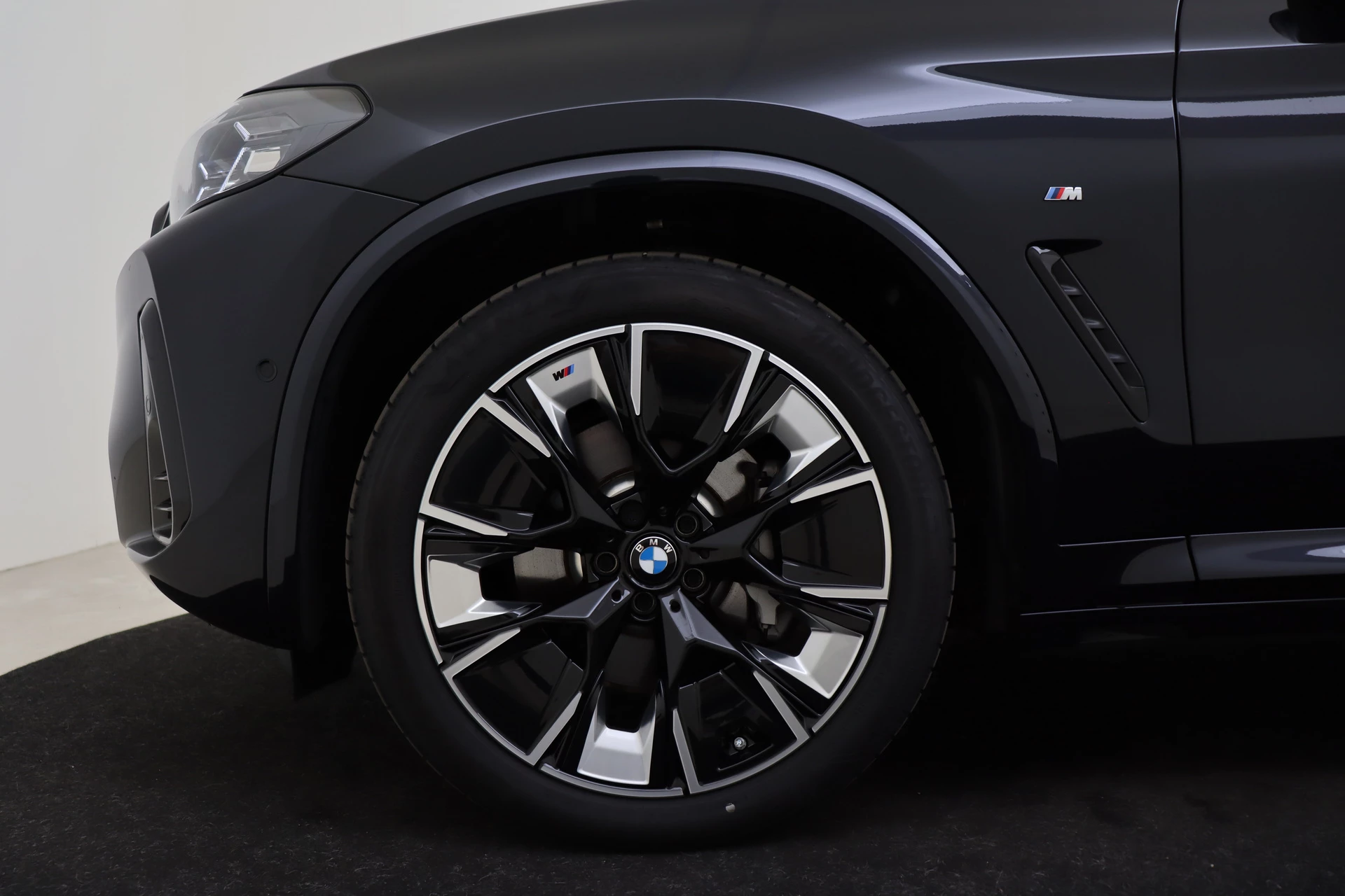 Hoofdafbeelding BMW iX3