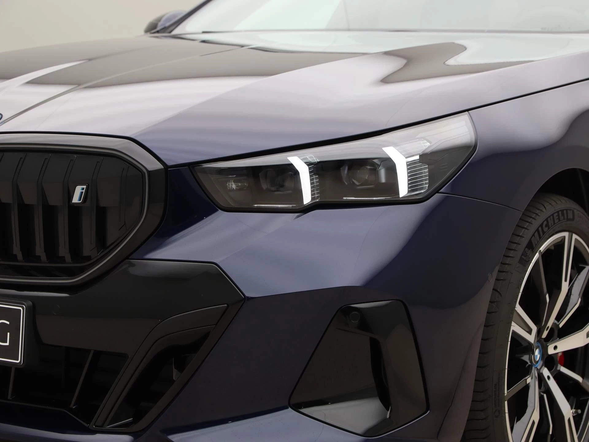 Hoofdafbeelding BMW i5