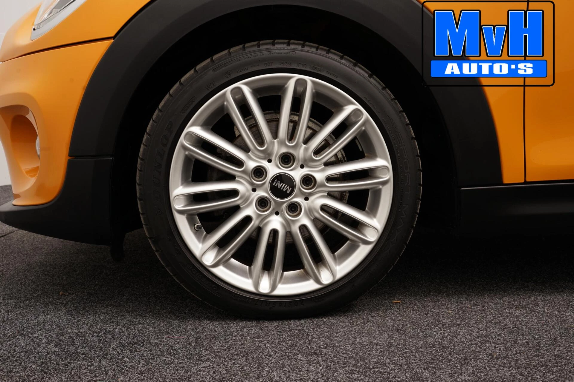 Hoofdafbeelding MINI One