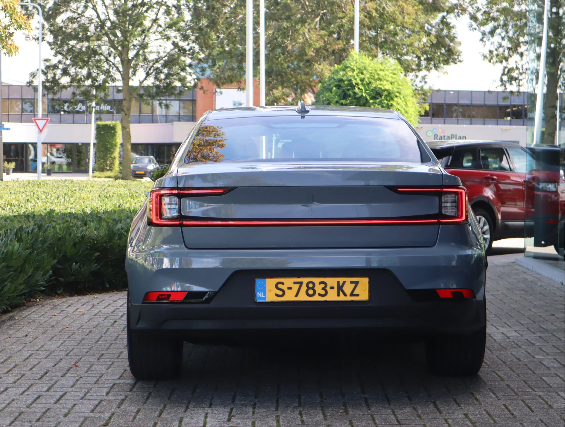 Hoofdafbeelding Polestar 2