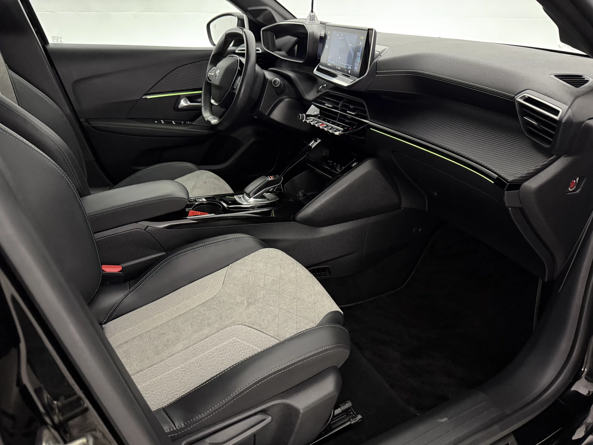 Hoofdafbeelding Peugeot e-208