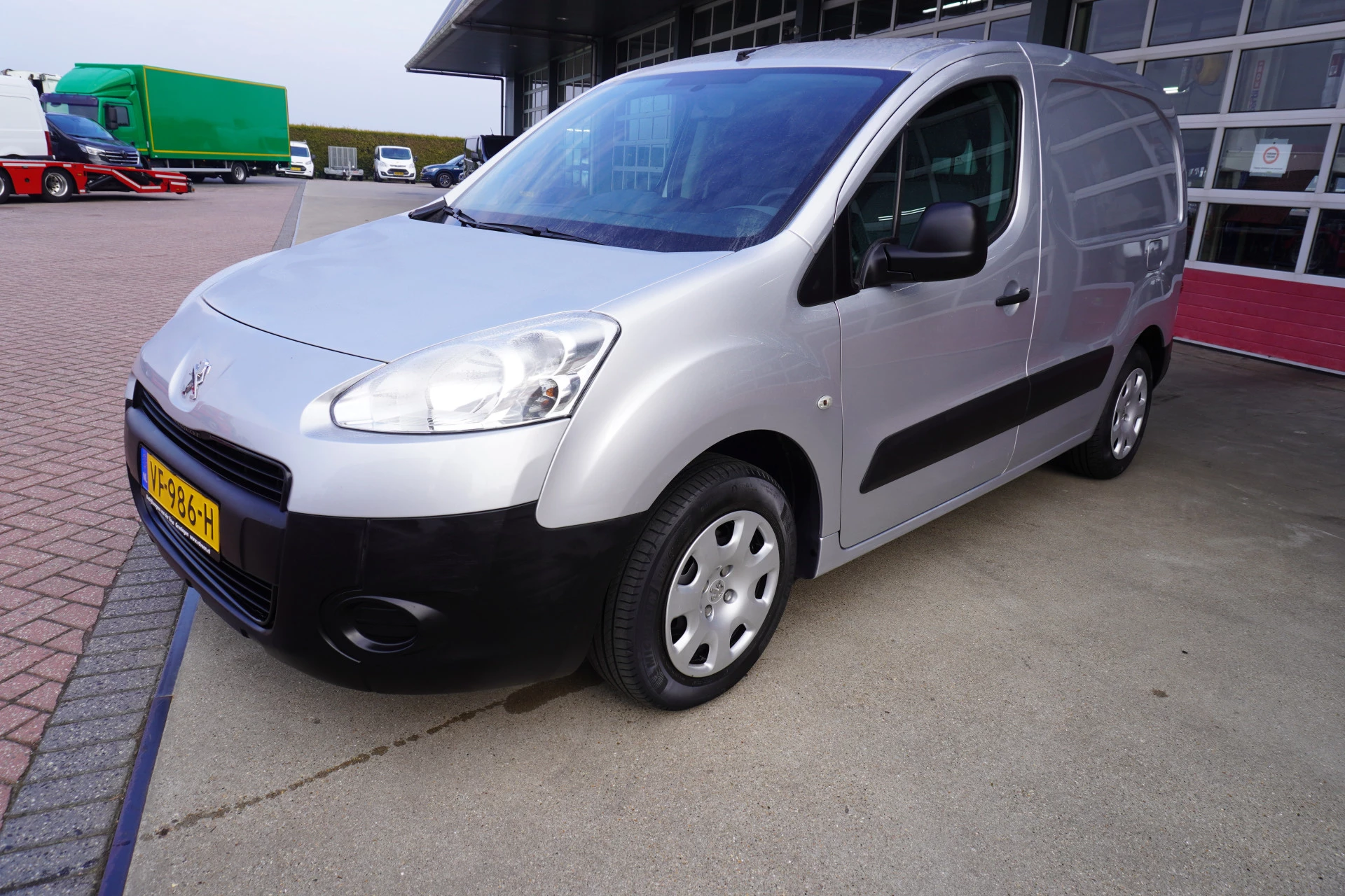 Hoofdafbeelding Peugeot Partner