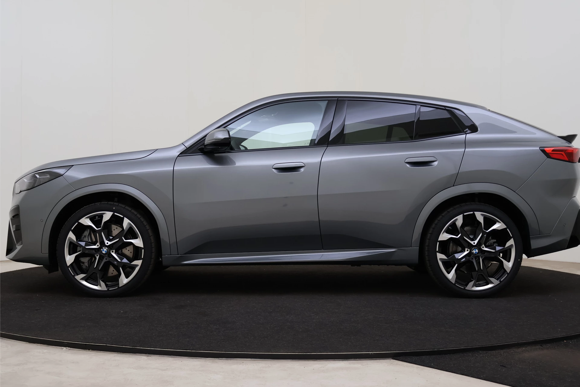 Hoofdafbeelding BMW X2