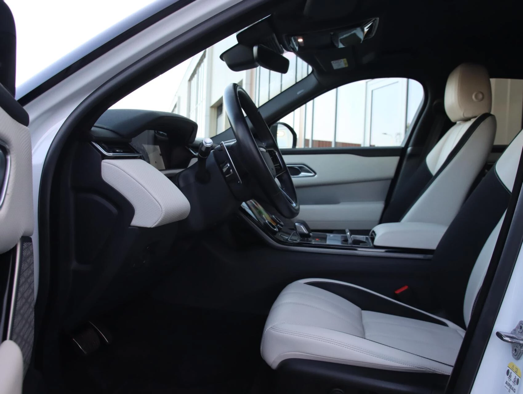 Hoofdafbeelding Land Rover Range Rover Velar