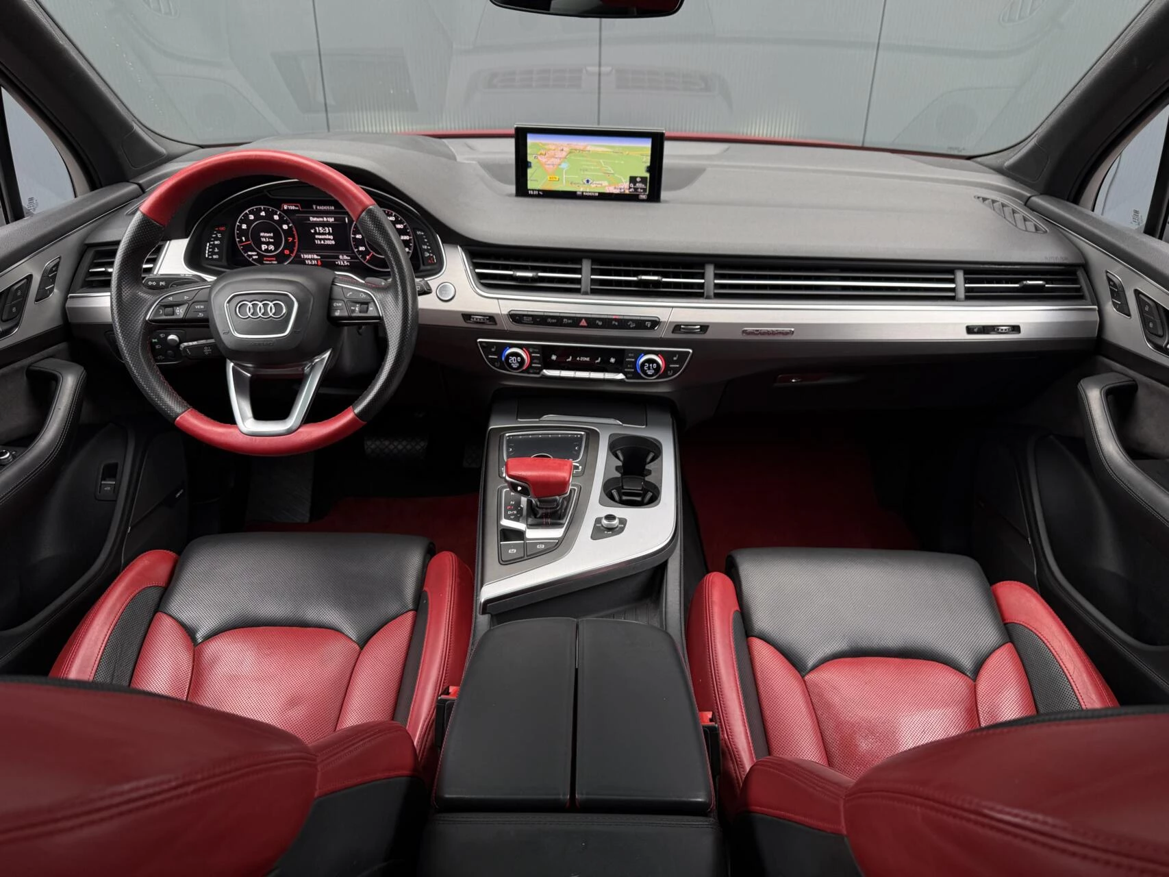 Hoofdafbeelding Audi Q7