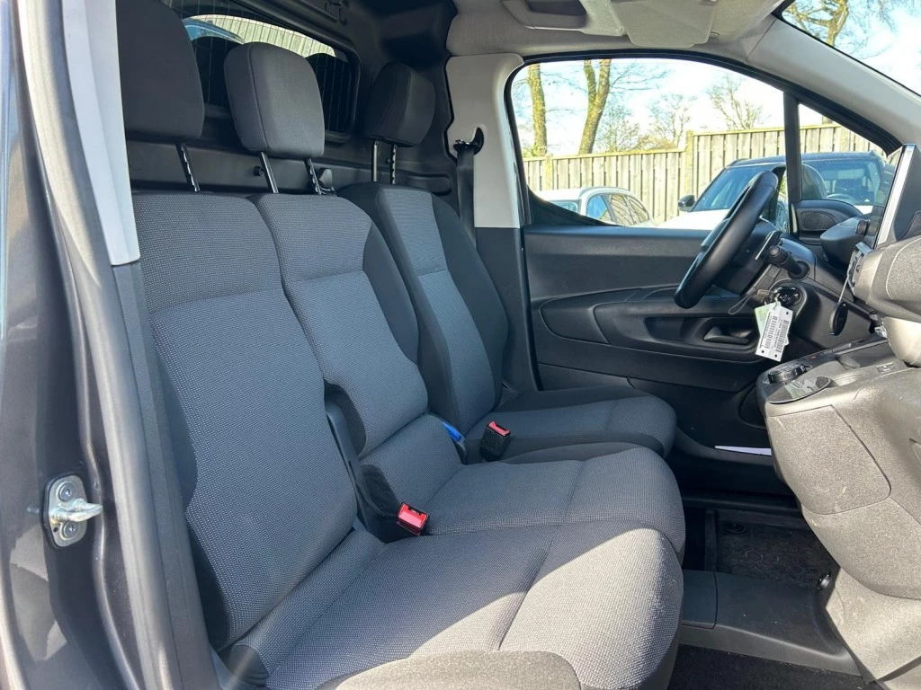 Hoofdafbeelding Peugeot Partner